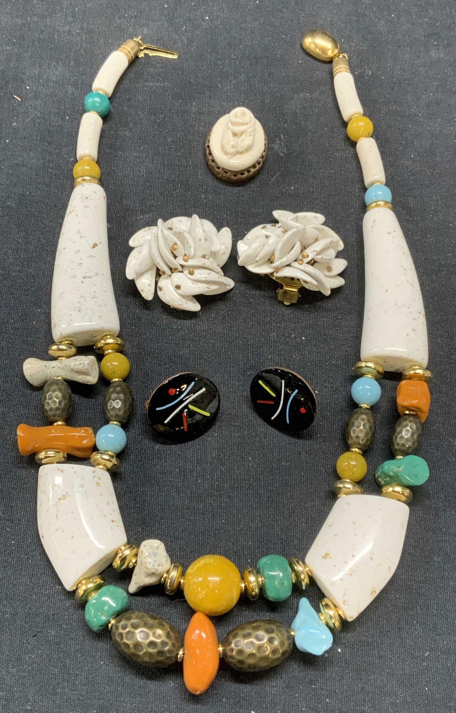 4 Matching Statement Necklace & Earrings, More (1 of 8)