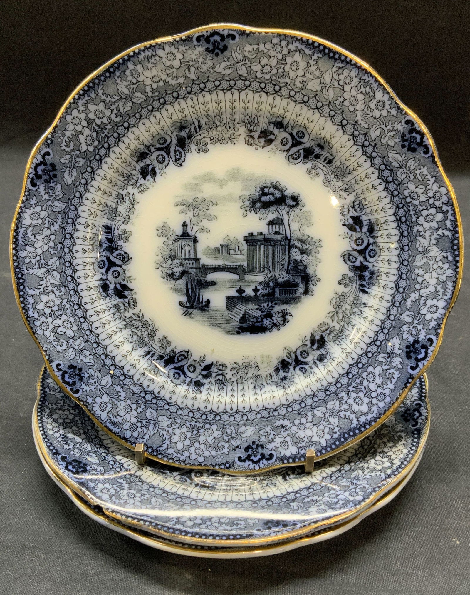 Se3 Antique Ridgways Grecian Porcel Plates England (1 of 7)