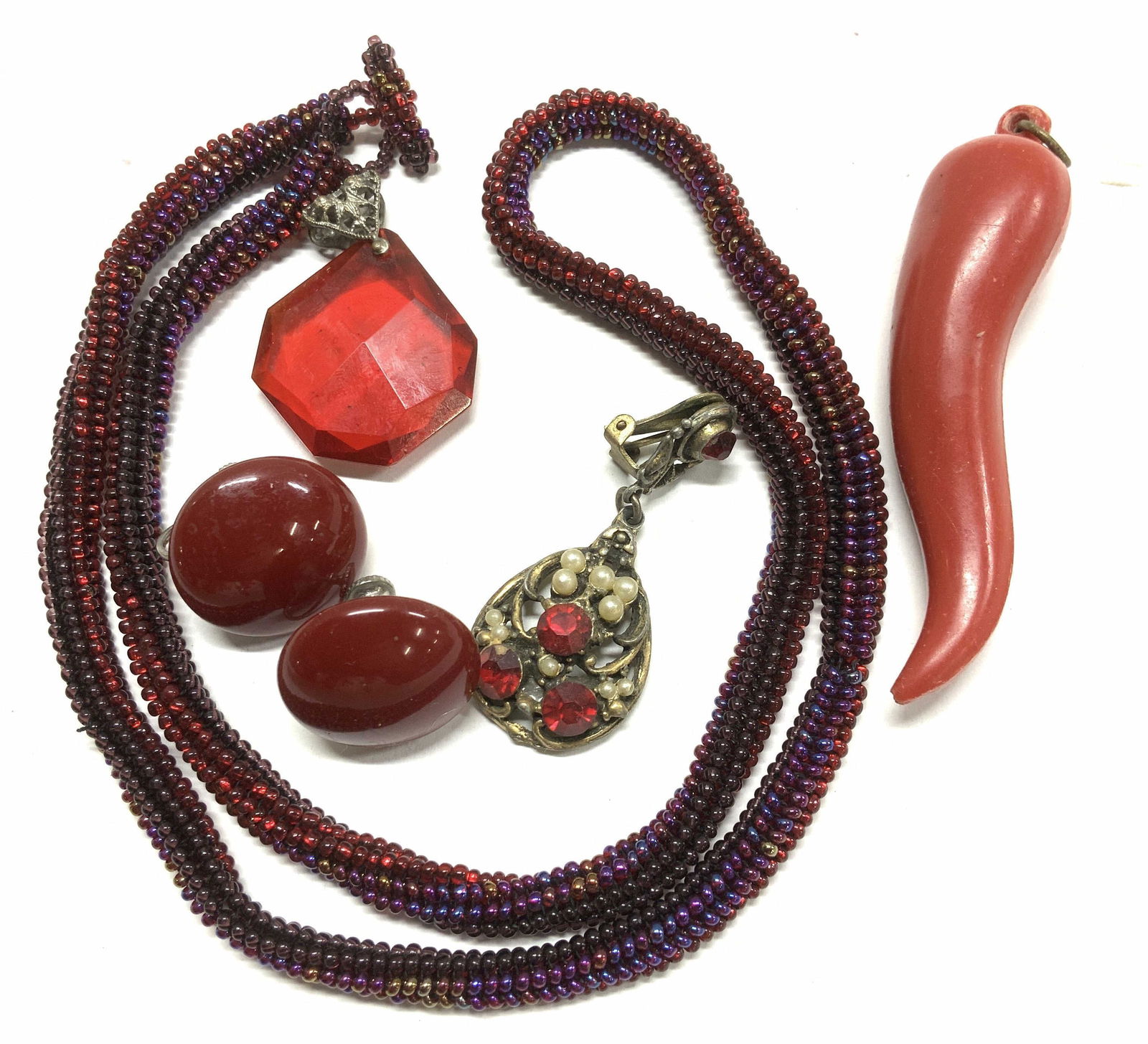 Lot 6 Jewelry & Accessories, Hand Beaded Necklace (1 of 8)