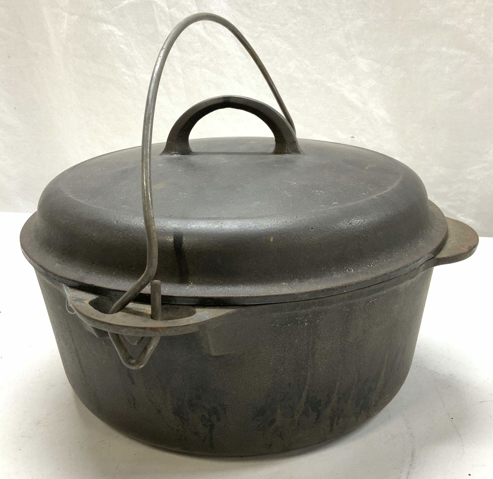 Cast Iron Griswold Dutch Oven Pot, USA (1 of 6)