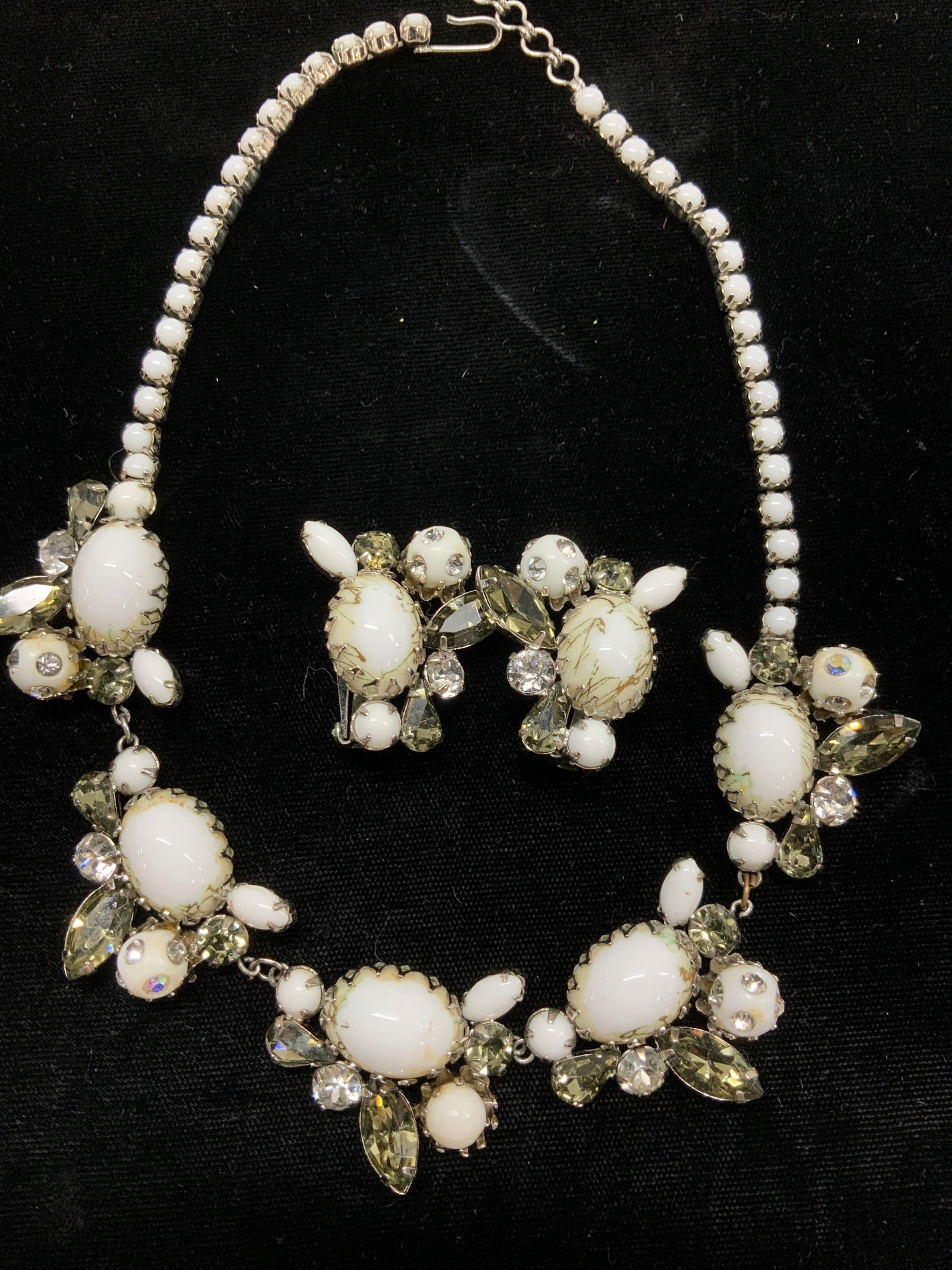 2 White Glass & Crystal Jewelry Set (1 of 6)