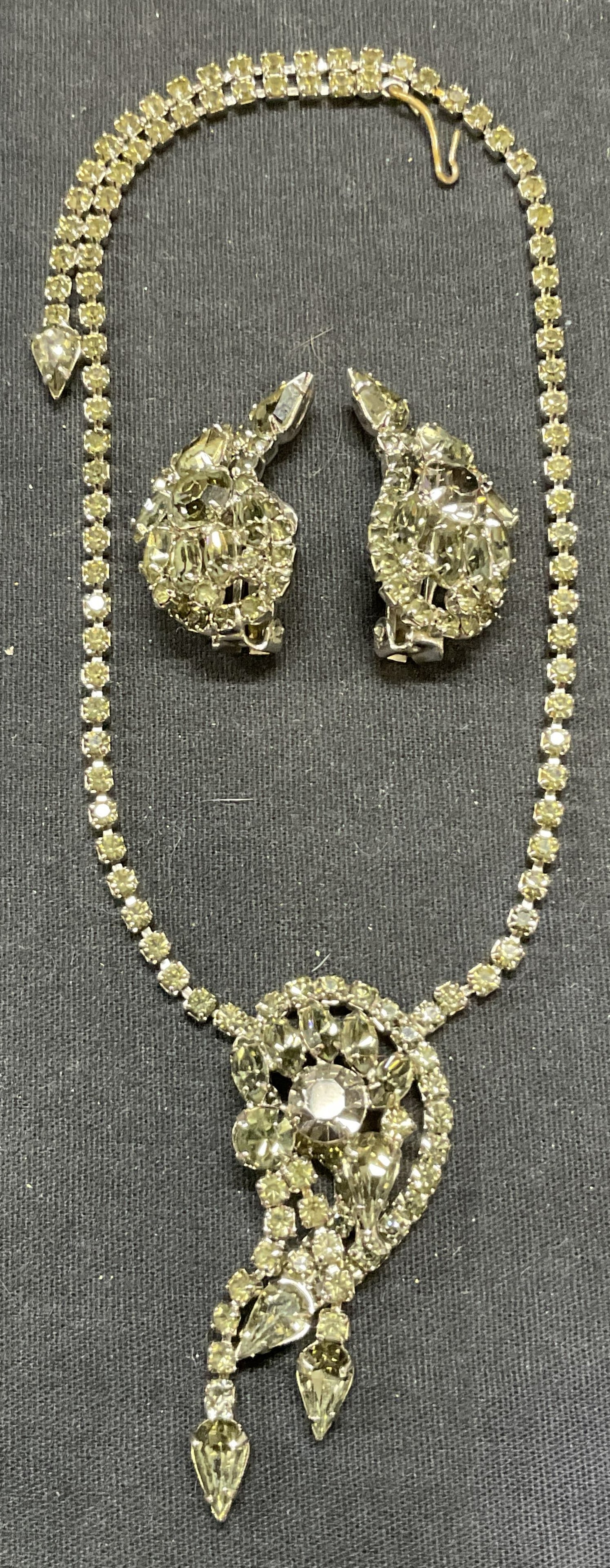 Lot 2 Silver Tone Gray Crystal Necklace & Earrings (1 of 7)