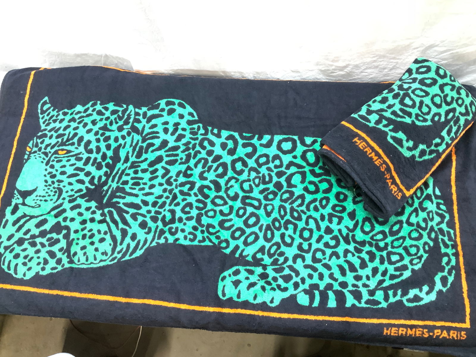 HERMES Paris Pair Cotton Cheetah Beach Towels, NWT (1 of 13)