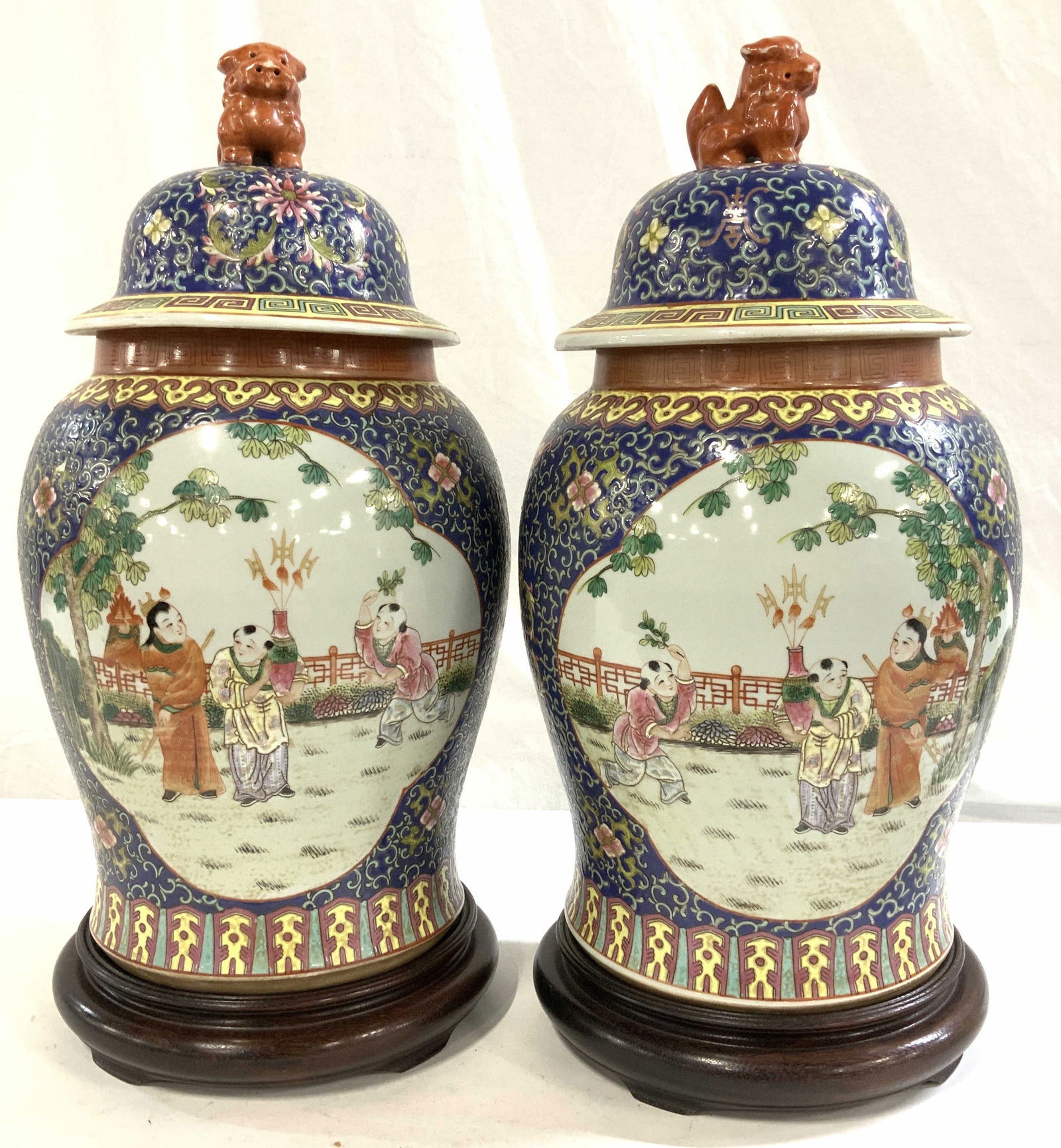 Pr Chinese Export Porcelain Ginger Jars, 21in. (1 of 15)