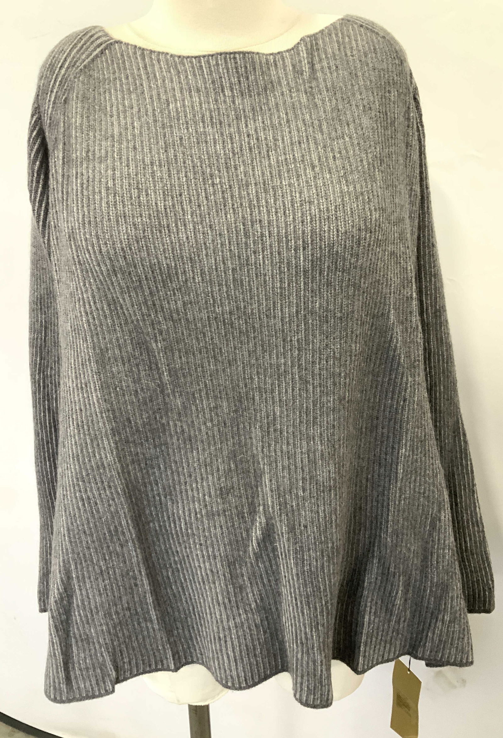 Donna Karen NY Cashmere Sweater, Italy NWT (1 of 8)