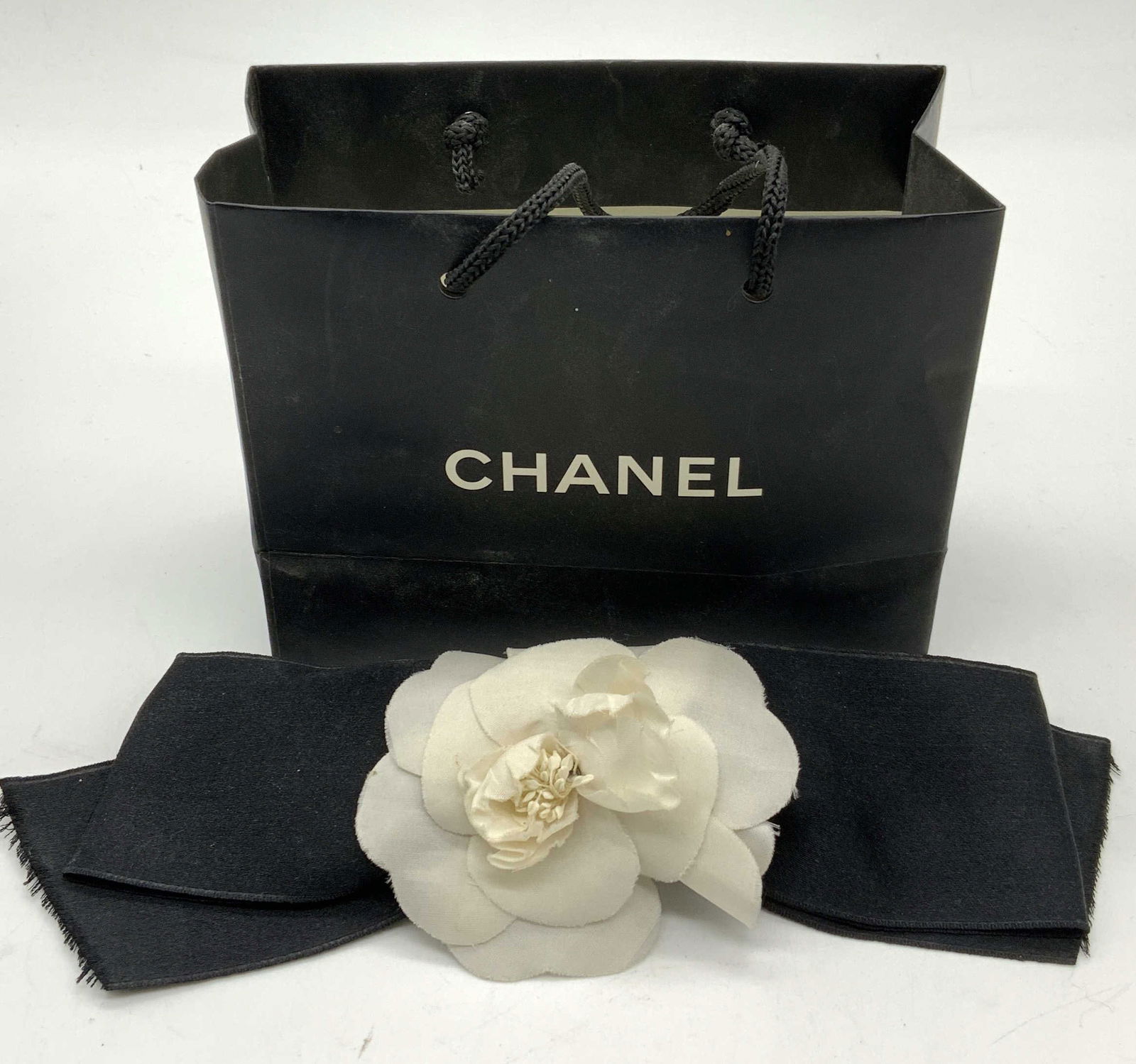 CHANEL Black Satin Camellia Ribbon Barrette France (1 of 9)