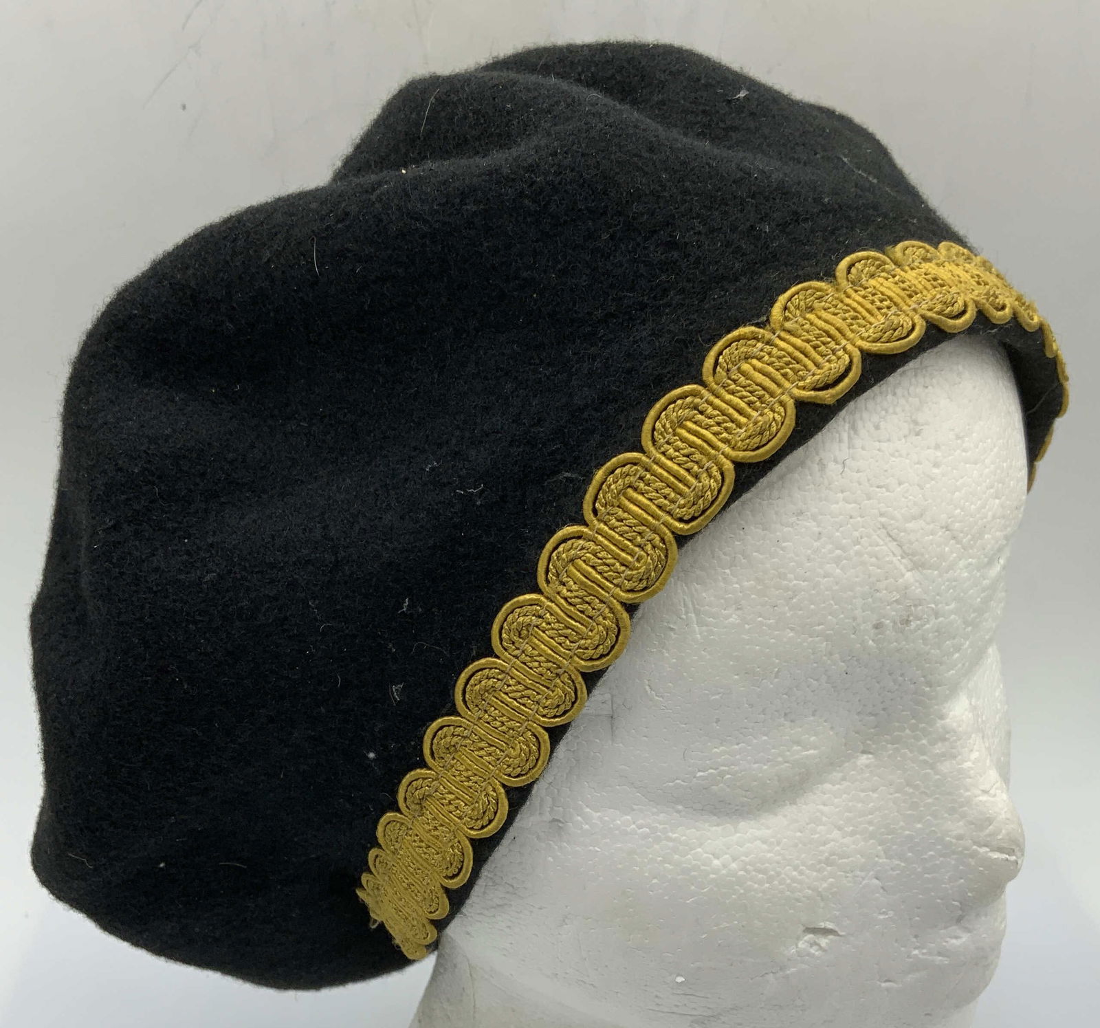 Vintage Black Wool Beret w/ Piping, South Africa (1 of 7)