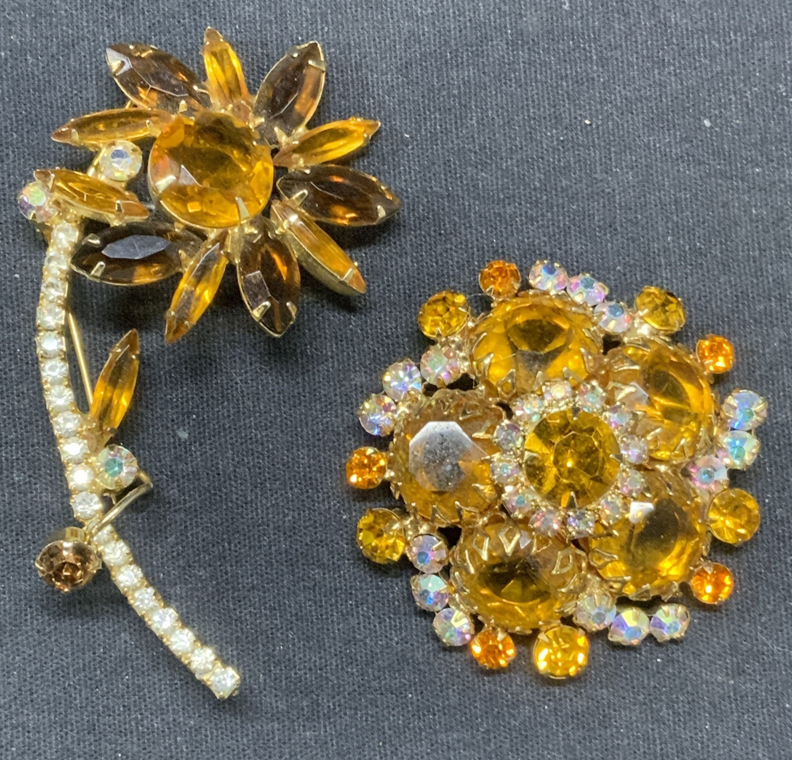 Lot 2 Gold Tone Orange Flower Brooches, 3 In. (1 of 10)