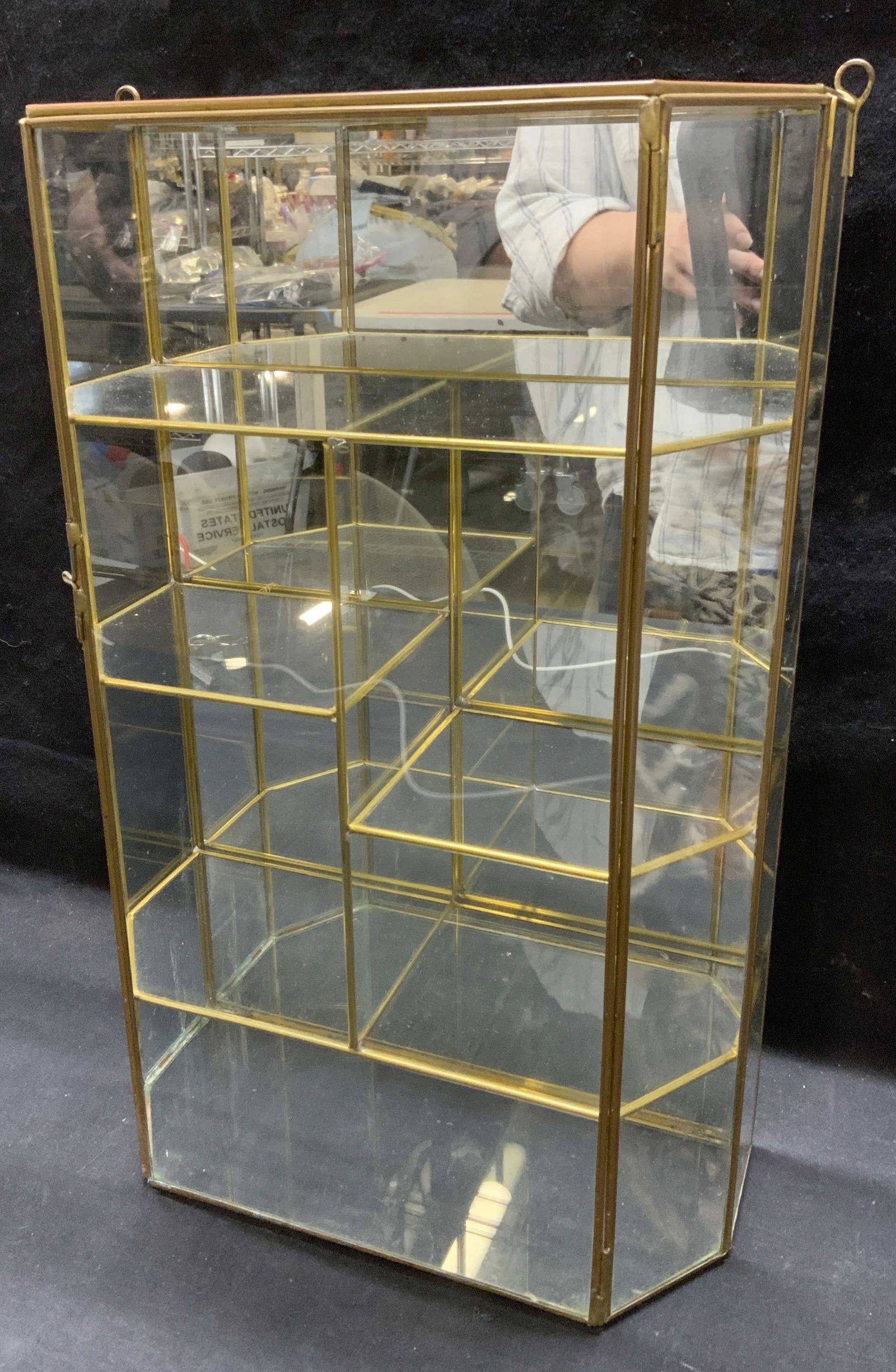 Vintage Brass Mirrored Glass Curio Cabinet (1 of 7)