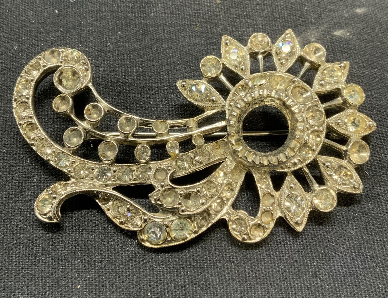 Vintage Silver Tone Crystal Flower Brooch (1 of 6)