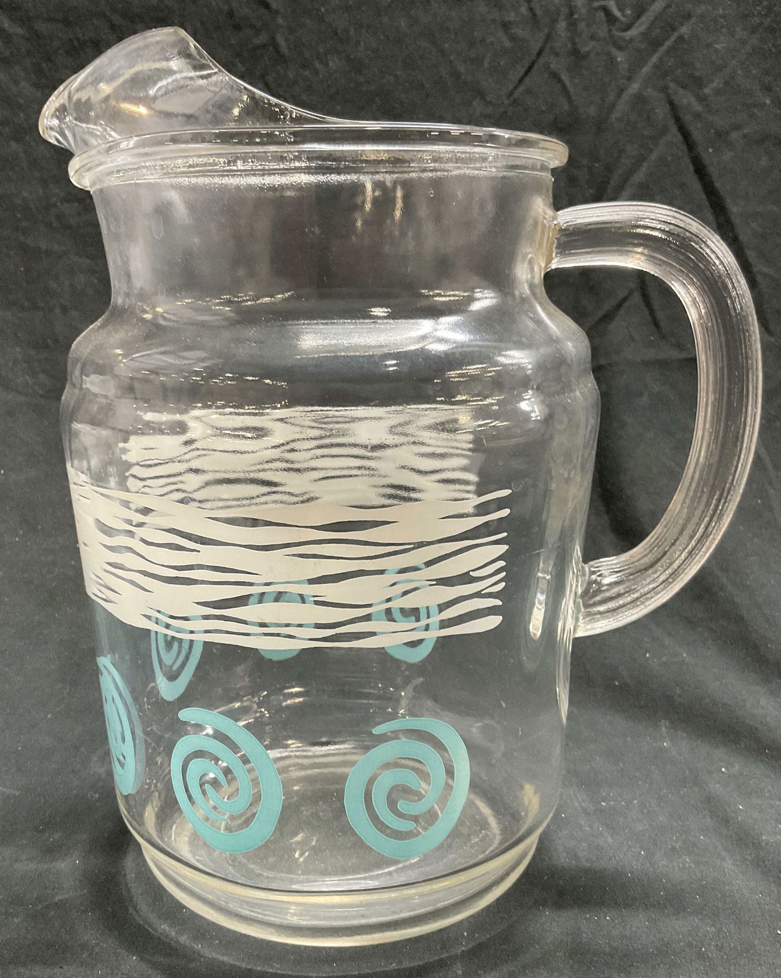 Hazel Atlas Glass Beverage Pitcher (1 of 6)