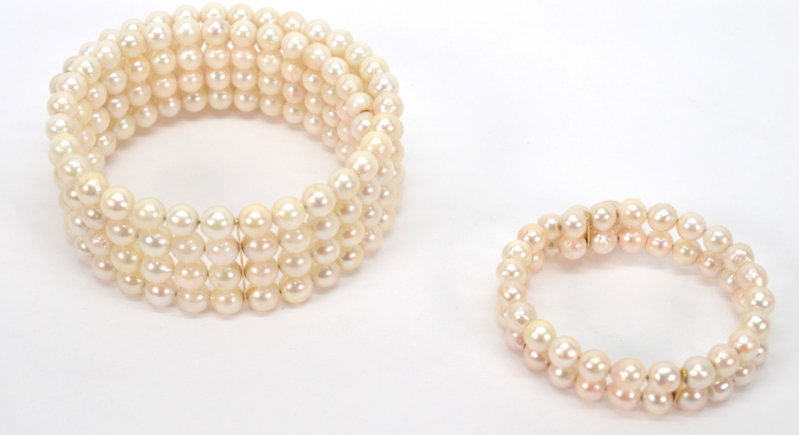 Ladies Pearl Choker & Bracelet Set (1 of 4)