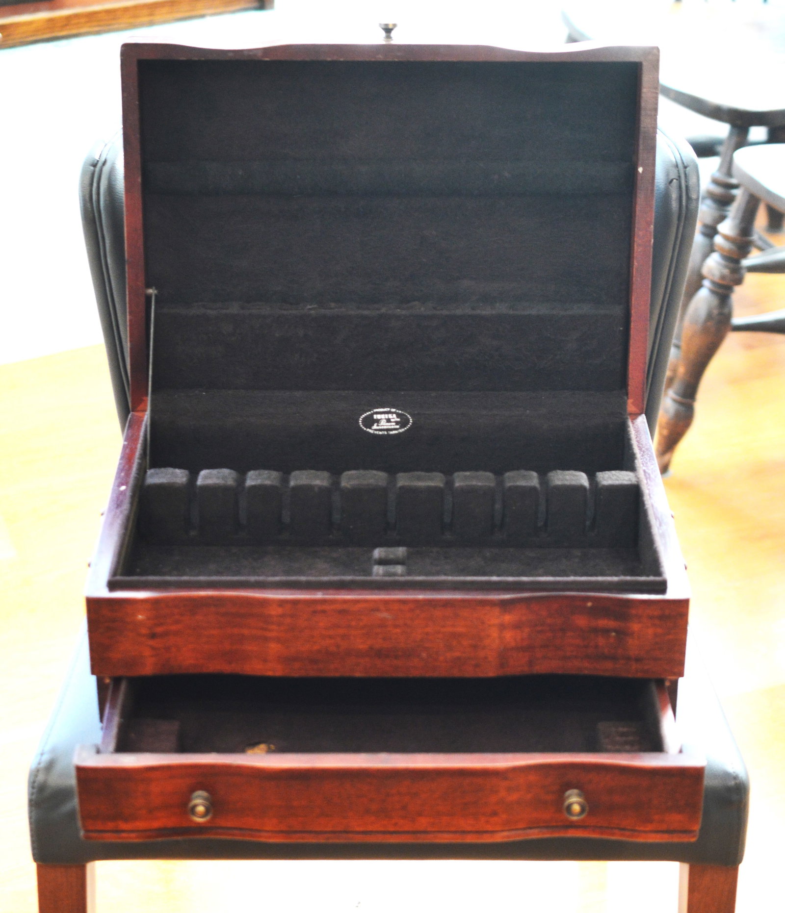 Silverware storage box (1 of 5)
