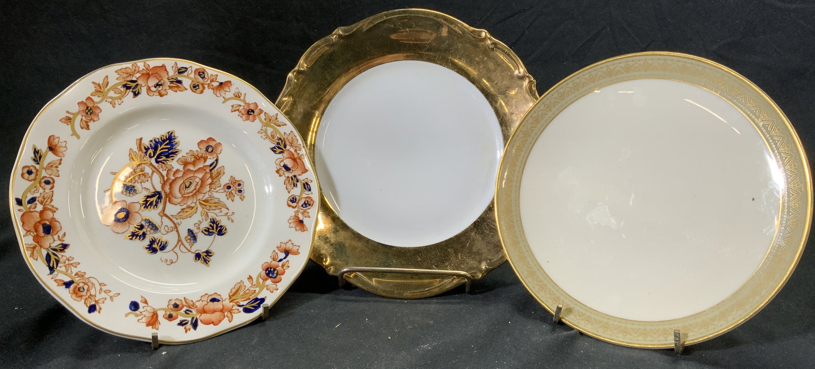 Lot 3 Vintage Assorted Porcelain Plates (1 of 7)