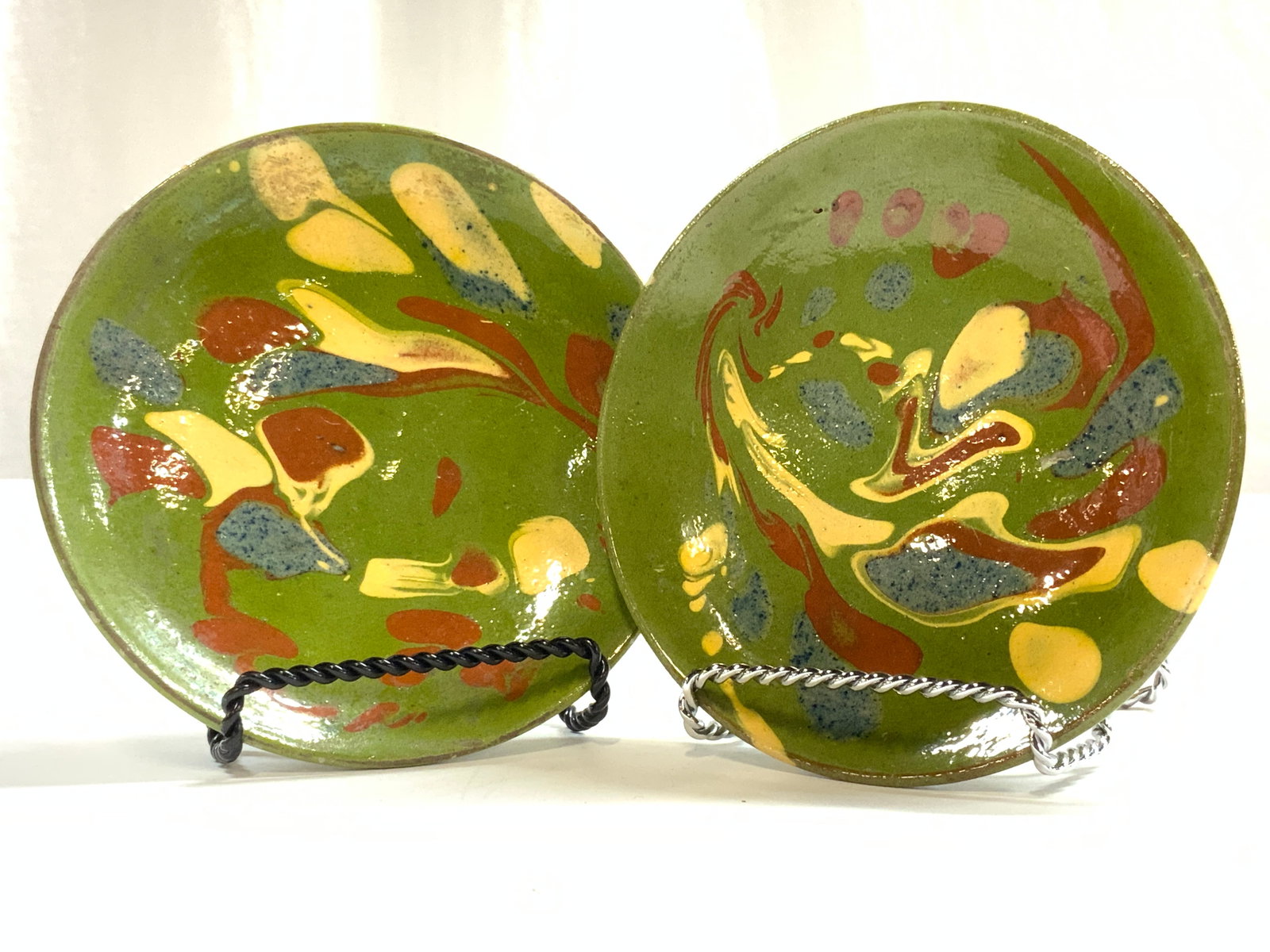 Pair Vintage Ceramic Plates Trinket Dishes (1 of 6)