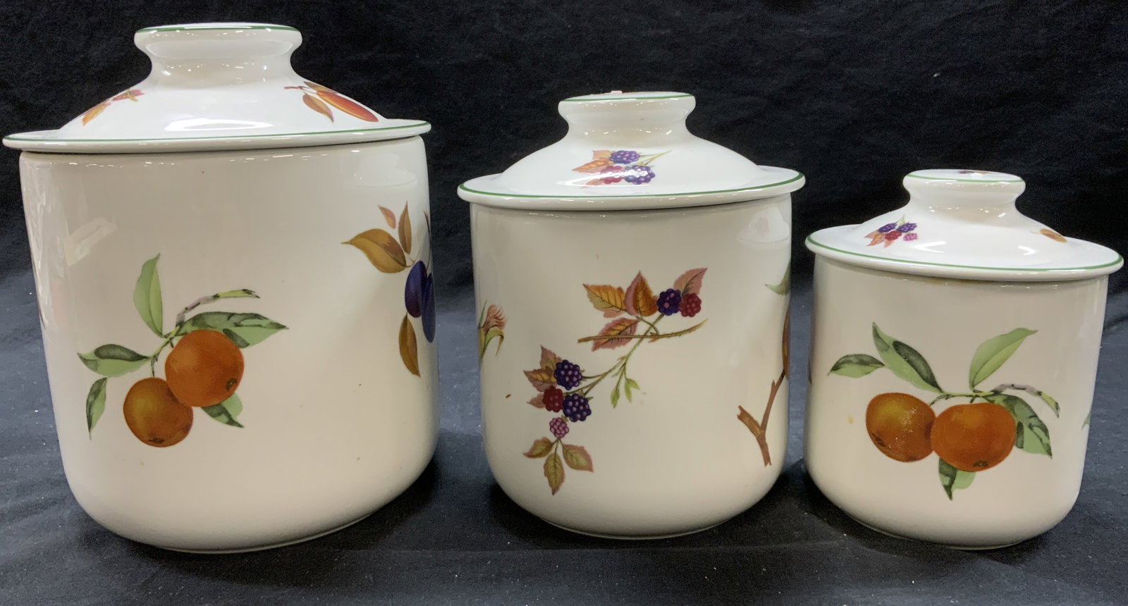 EVESHAM Royal Worcester Porc Canister Set3 England (1 of 7)