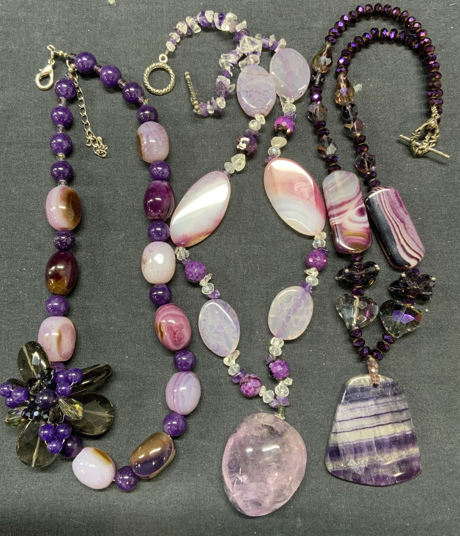 Lot 3 Amethyst, Agate, Quartz Necklaces (1 of 10)