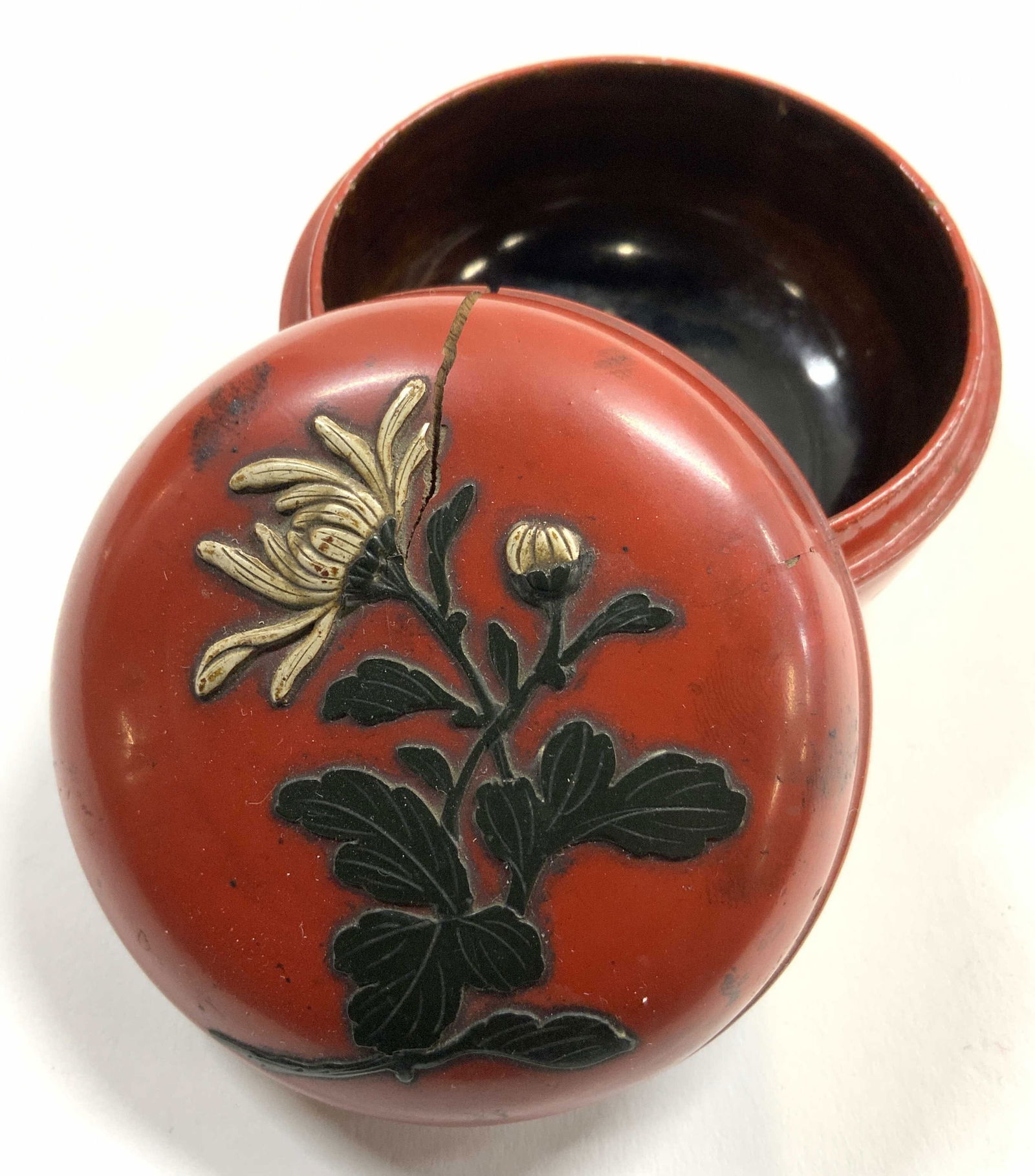 Vtg Asian Cinnabar Style Lacquered Trinket Box W Lid (1 of 6)