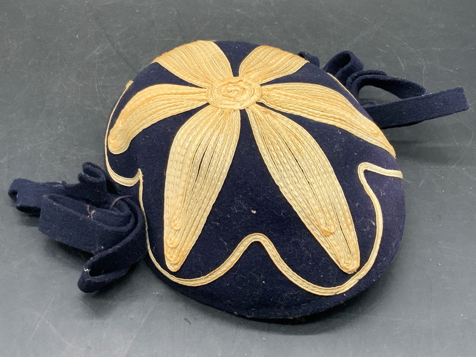 DOESKIN Vintage Navy Felt Hat W/ Floral Motif (1 of 11)