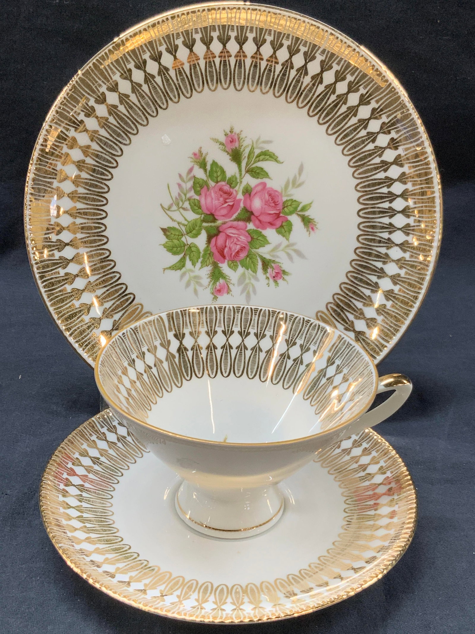 Winterling Bavaria Porcelain Tea Cup & Dishes Set3 (1 of 11)