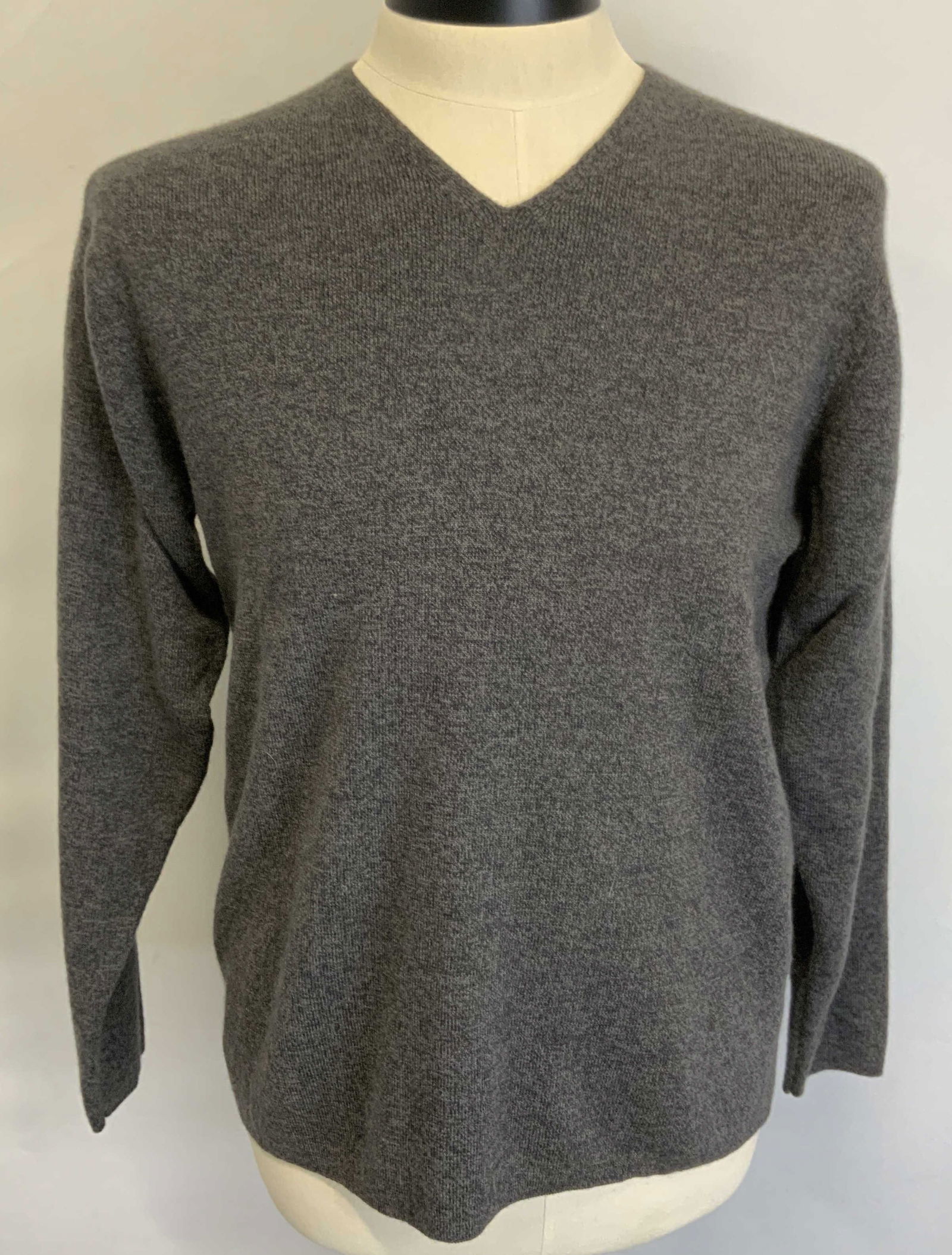 M Gordon Gray Merino Wool Sweater (1 of 6)