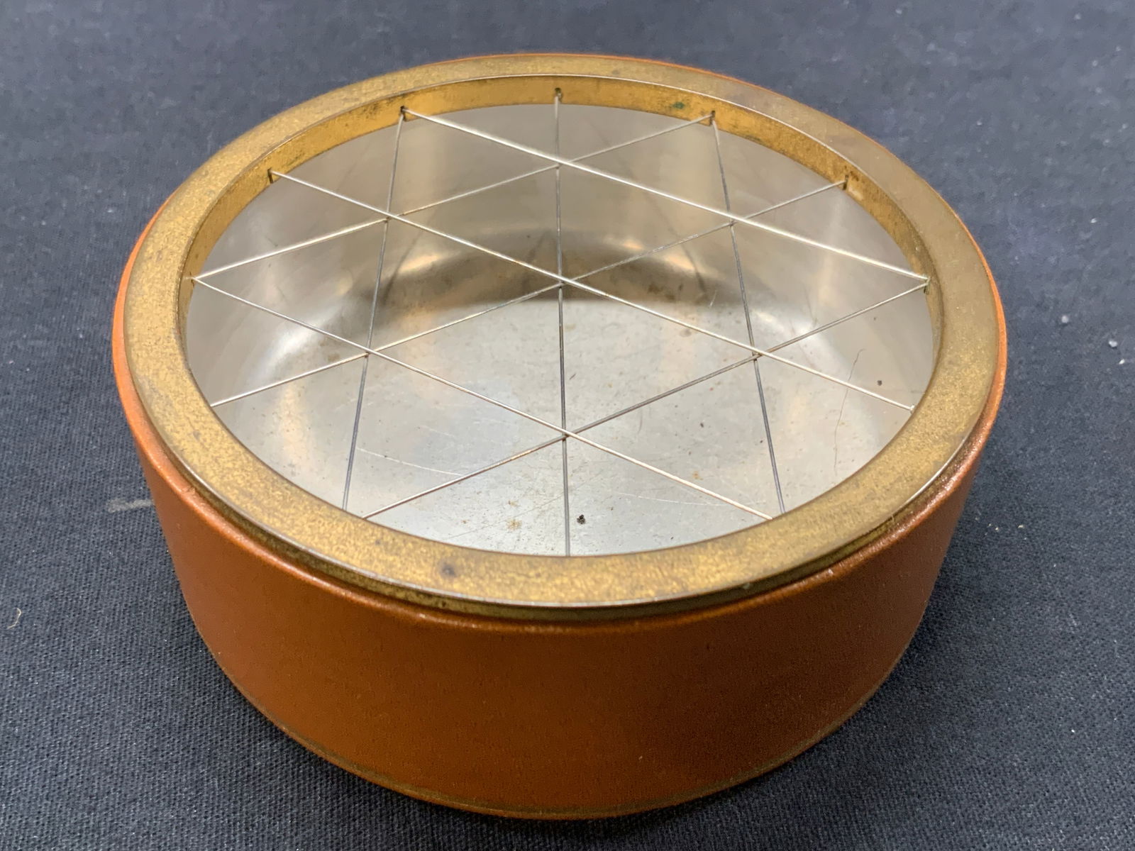 Vtg Leather & Brass Art Deco Style Ash Tray (1 of 6)