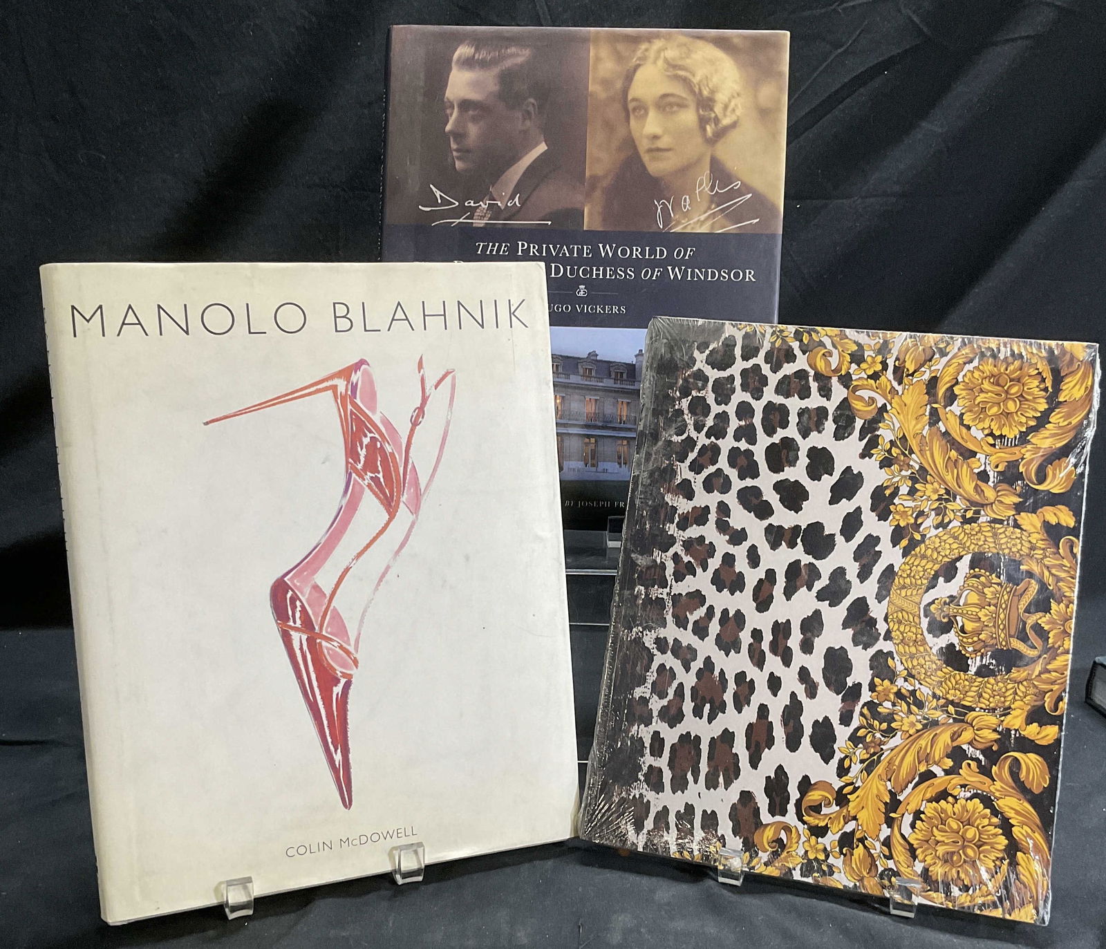 Lot 3 MANOLO BLAHNIK, GIANNI VERSACE & More Books (1 of 16)