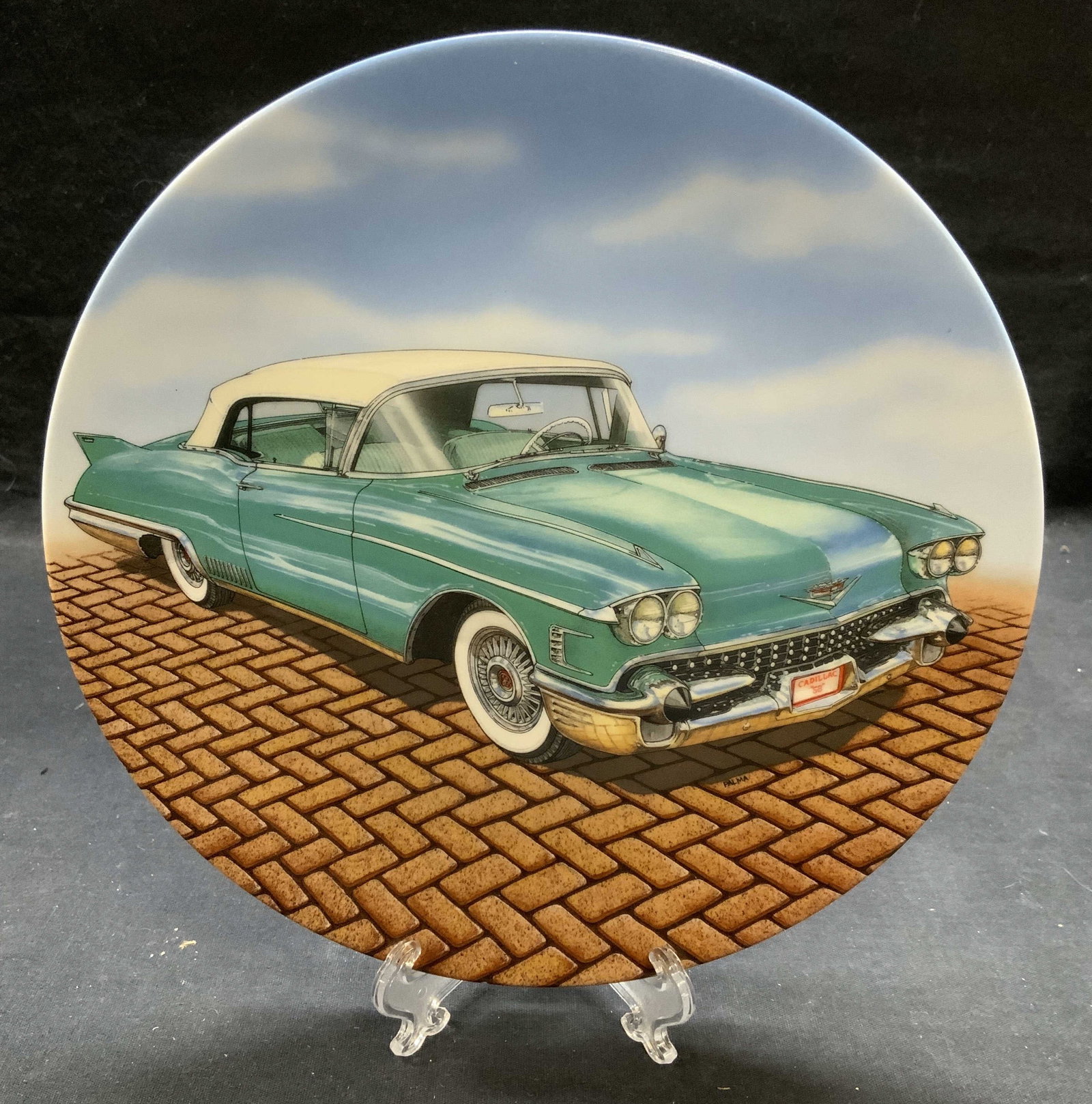 Ltd Edt Delphi 58 Biarritz Porcelain Plate 1989: Limited edition Delphi porcelain plate with artwork by Philip Palma. ?58 Biarritz. Dream Machines classic car series by Milestone Car Society. Issued 1989. Trademarked to underside. Measures approx. 8
