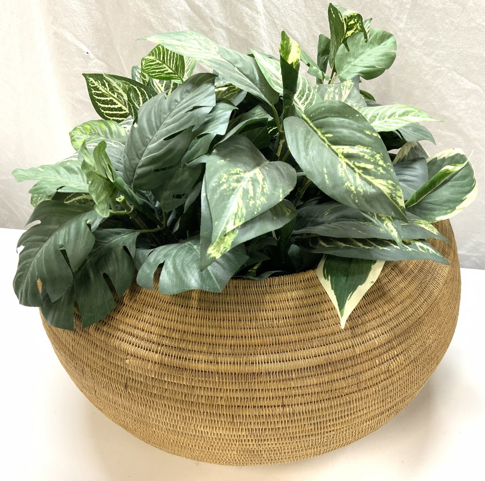 Centerpiece Faux Plant In Woven Basket, 2 (1 of 8)