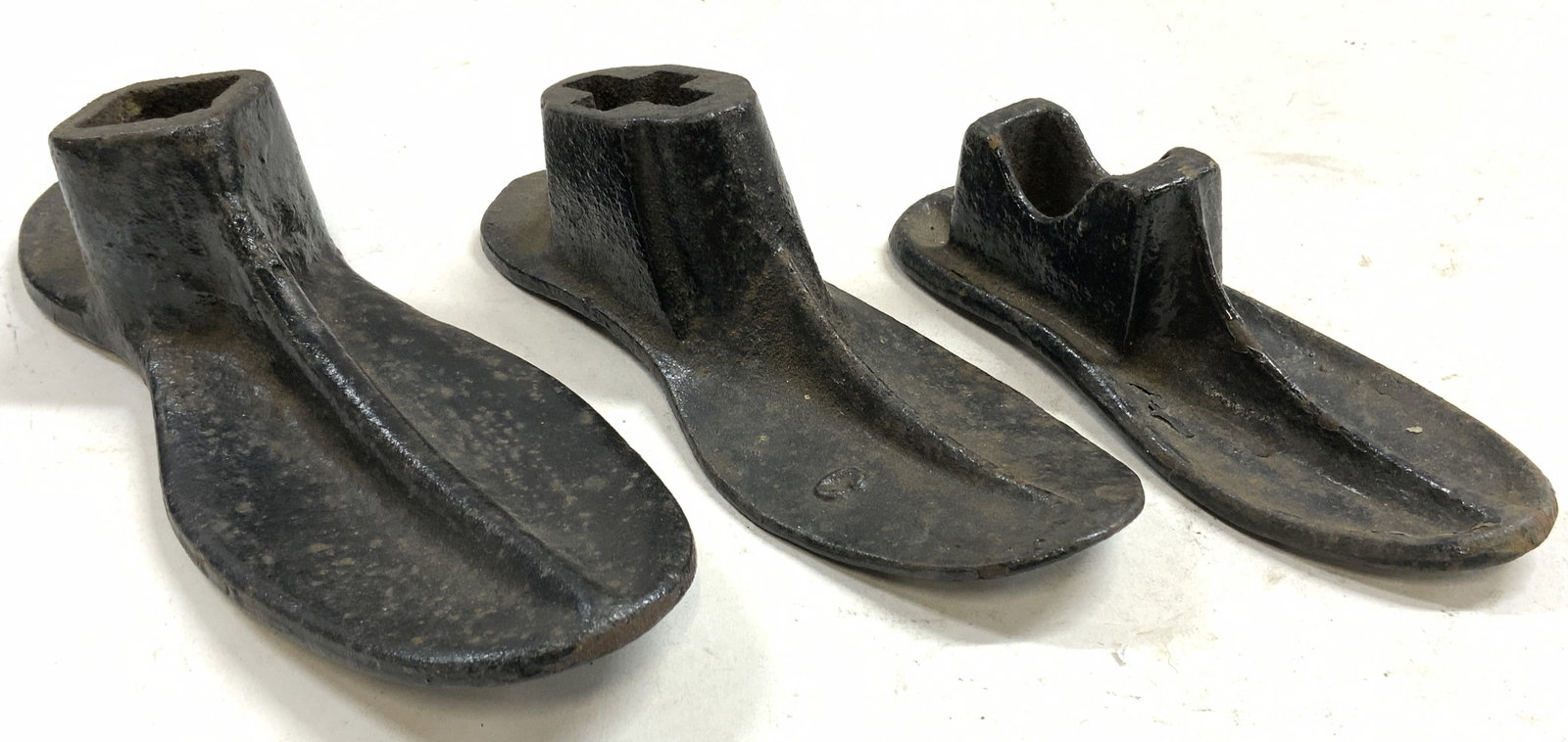 Lot 3 Antique Cast Iron Shoe Cobblers (1 of 7)