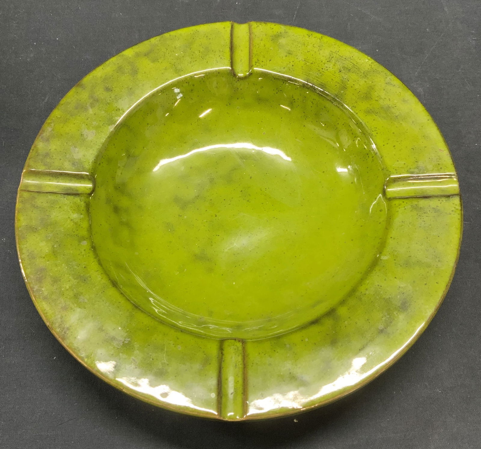 MCM Peasant Valley Green Ceramic Ashtray, Italy (1 of 7)