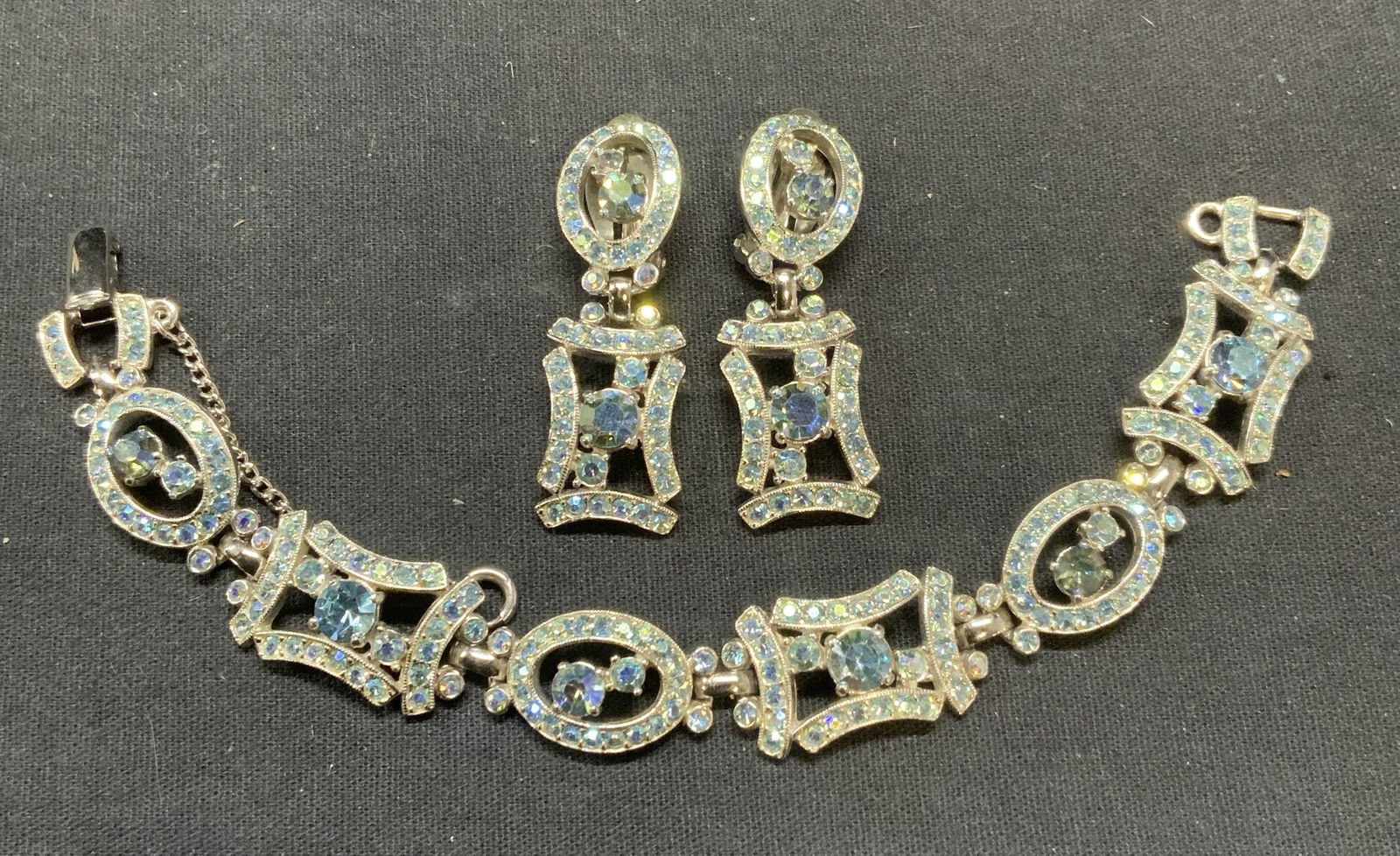 2 SCHIAPARELLI Silver Tn Blue Crystal Jewelry Set (1 of 9)