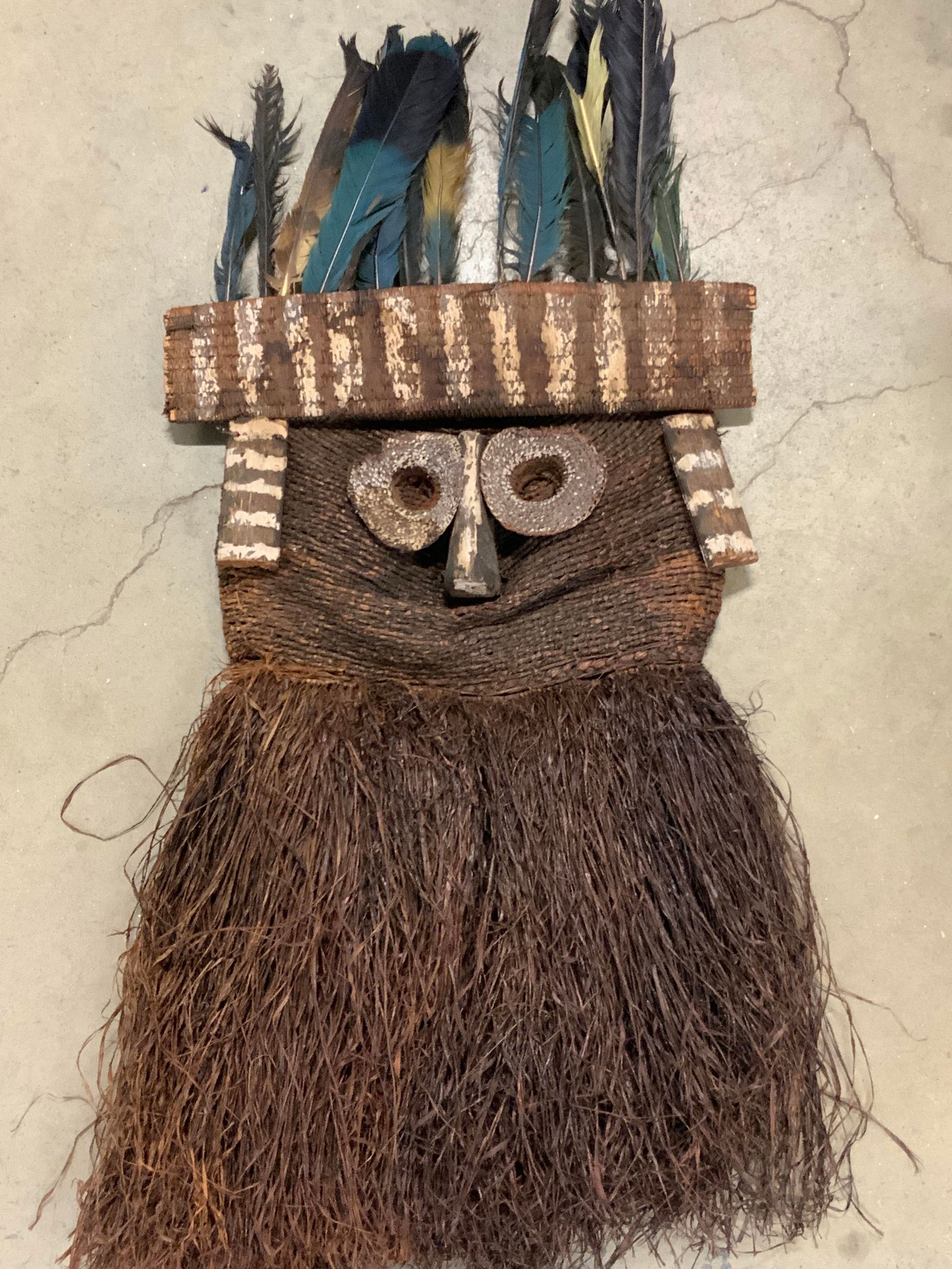 Woven Fiber & Pigment Congo Dance Mask 42in (1 of 12)