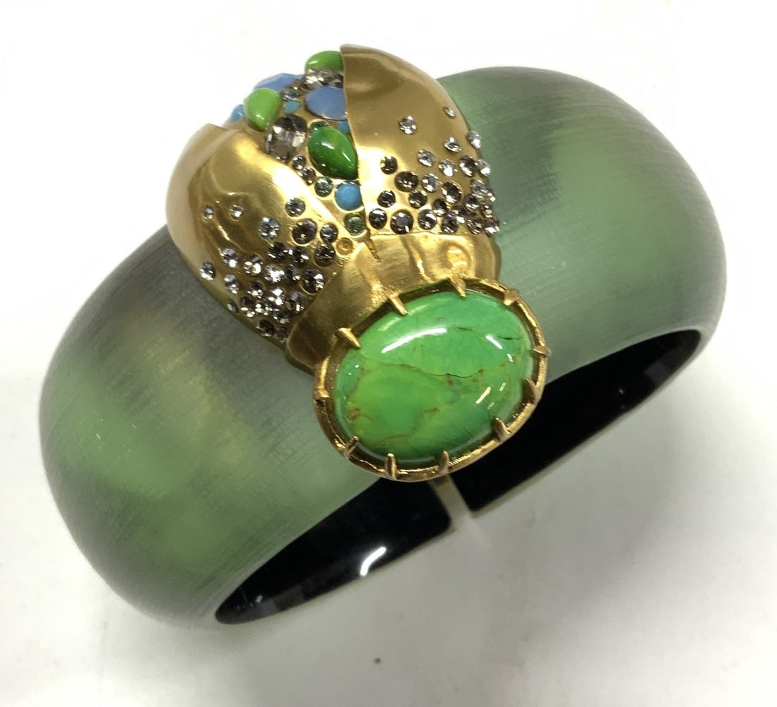 ALEXIS BITTAR Hand Carved Lucite Bangle (1 of 8)