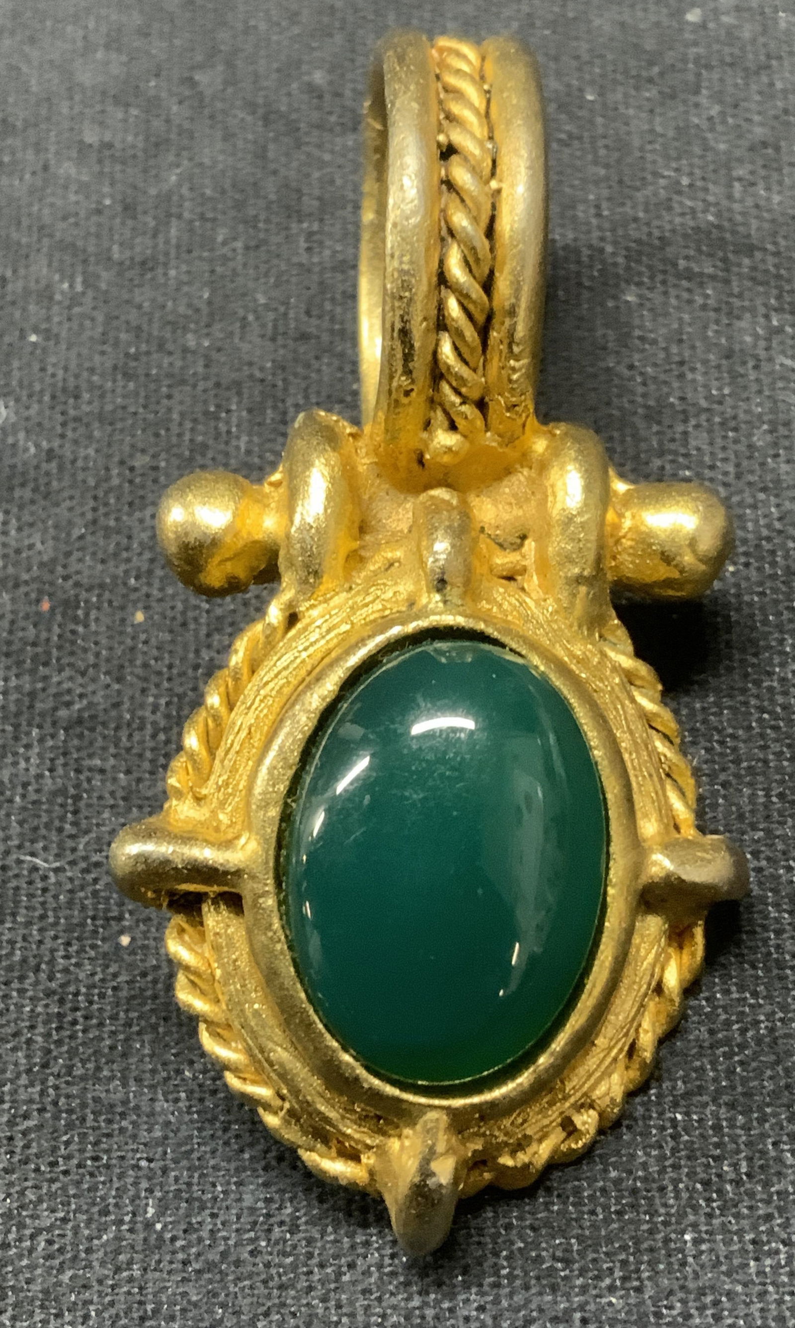 Vintage Gold Plate Green Gemstone Pendant (1 of 6)