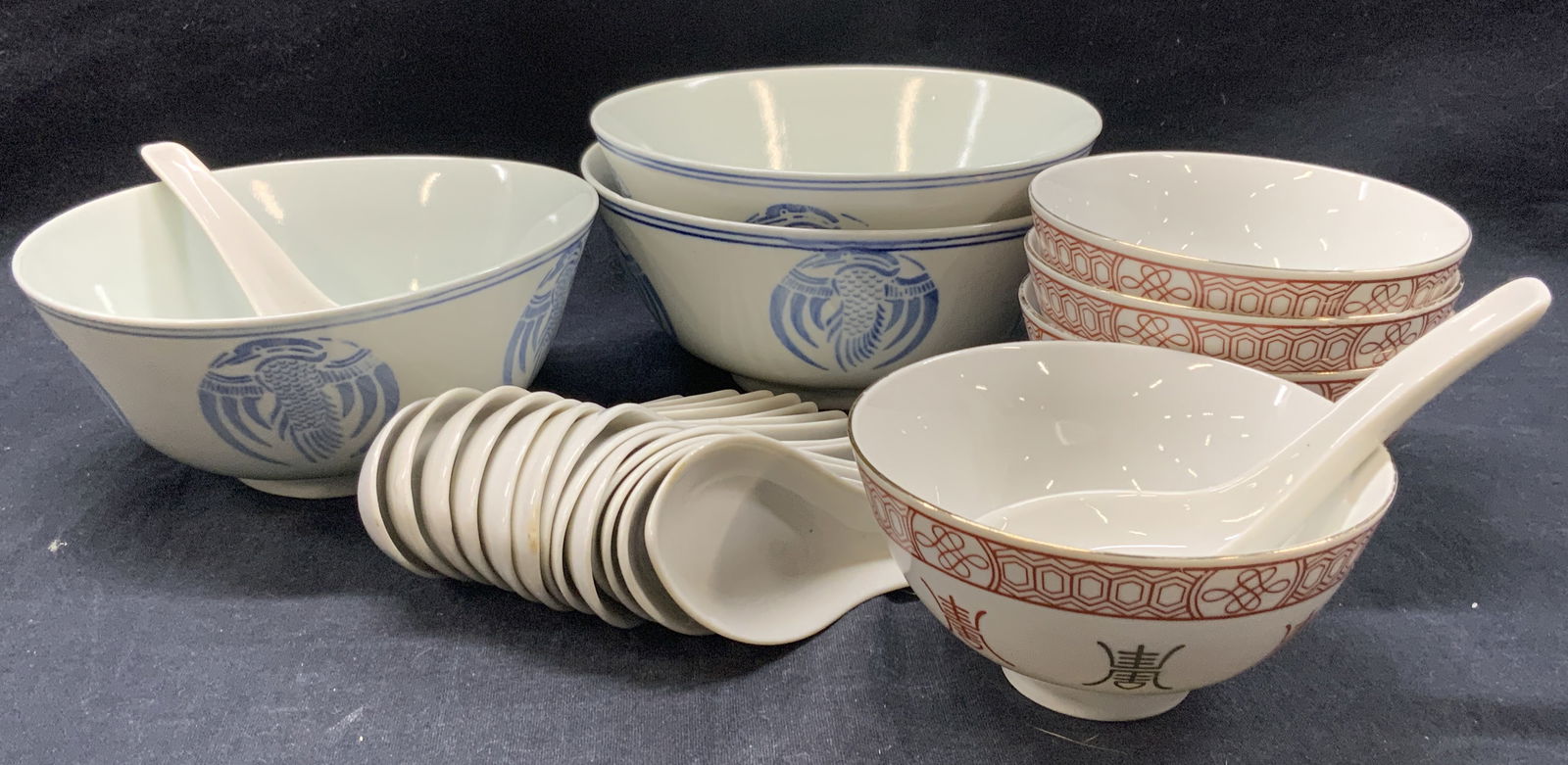 Lot 22 Asian Ceramic & Porcelain Kitchenware (1 of 10)