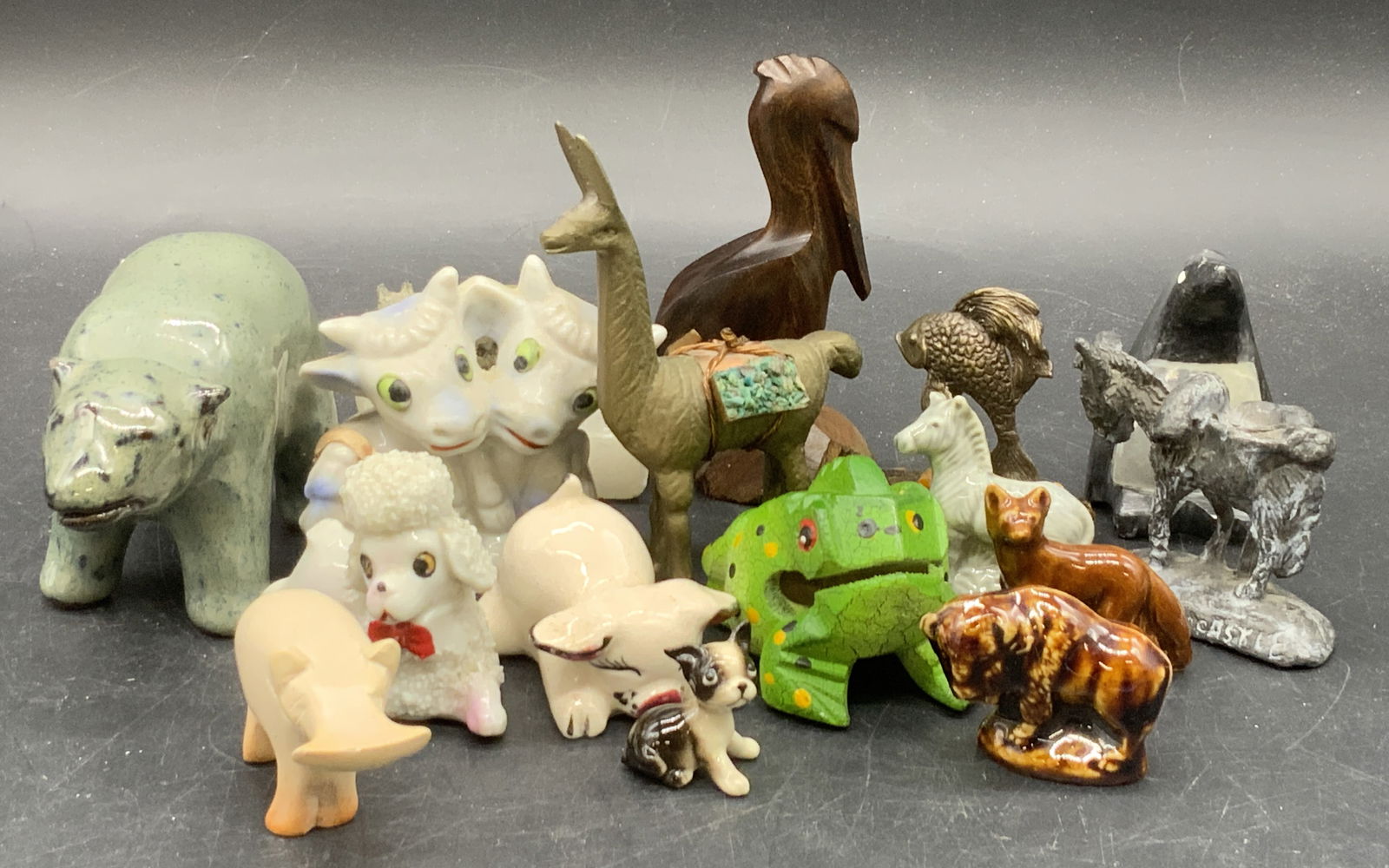 Lot 16 Ceramic & Metal Animal Figurals, Dogs &more (1 of 13)