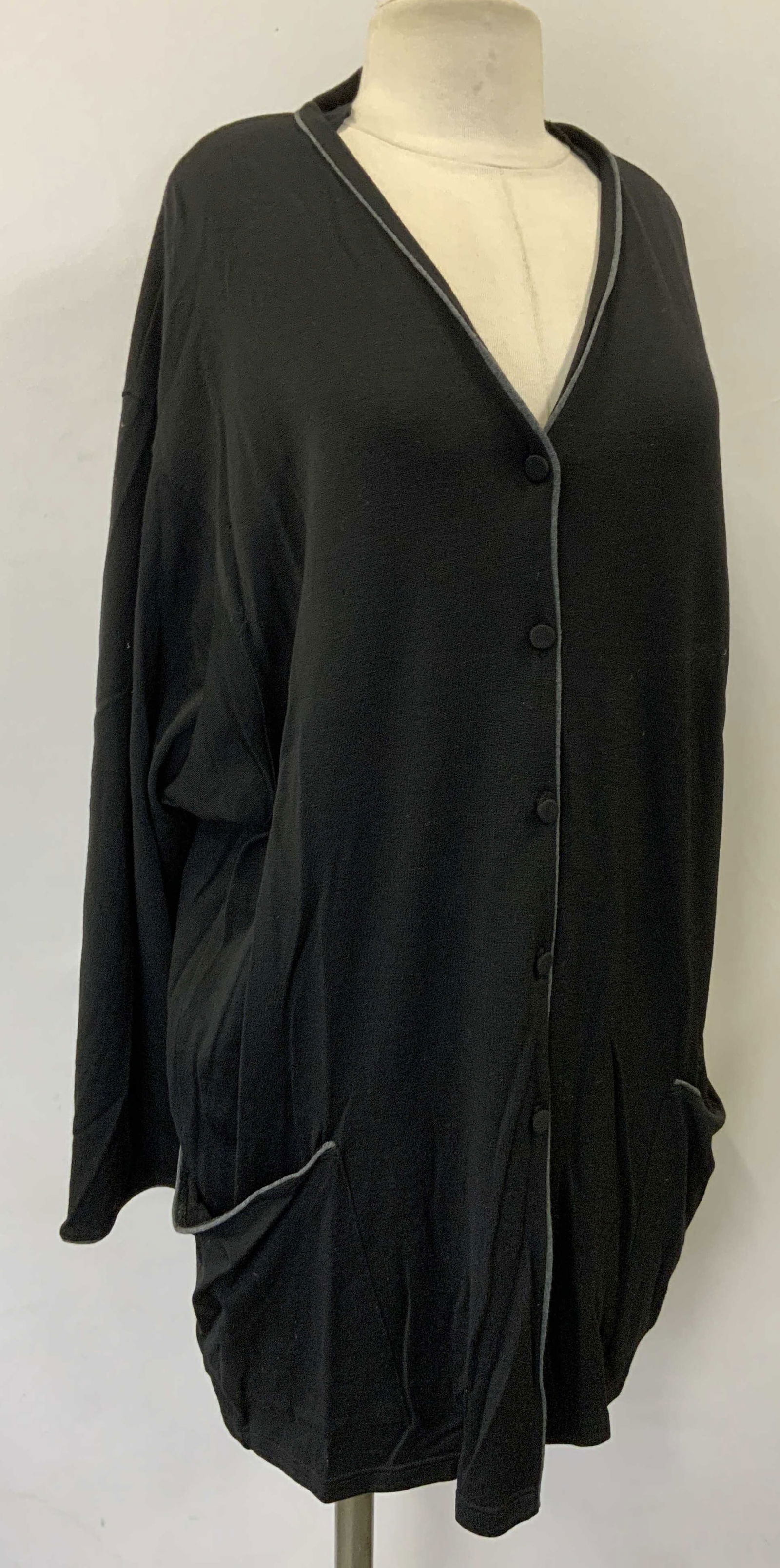 TEHEN Womens Wool Cardigan FRANCE (1 of 11)