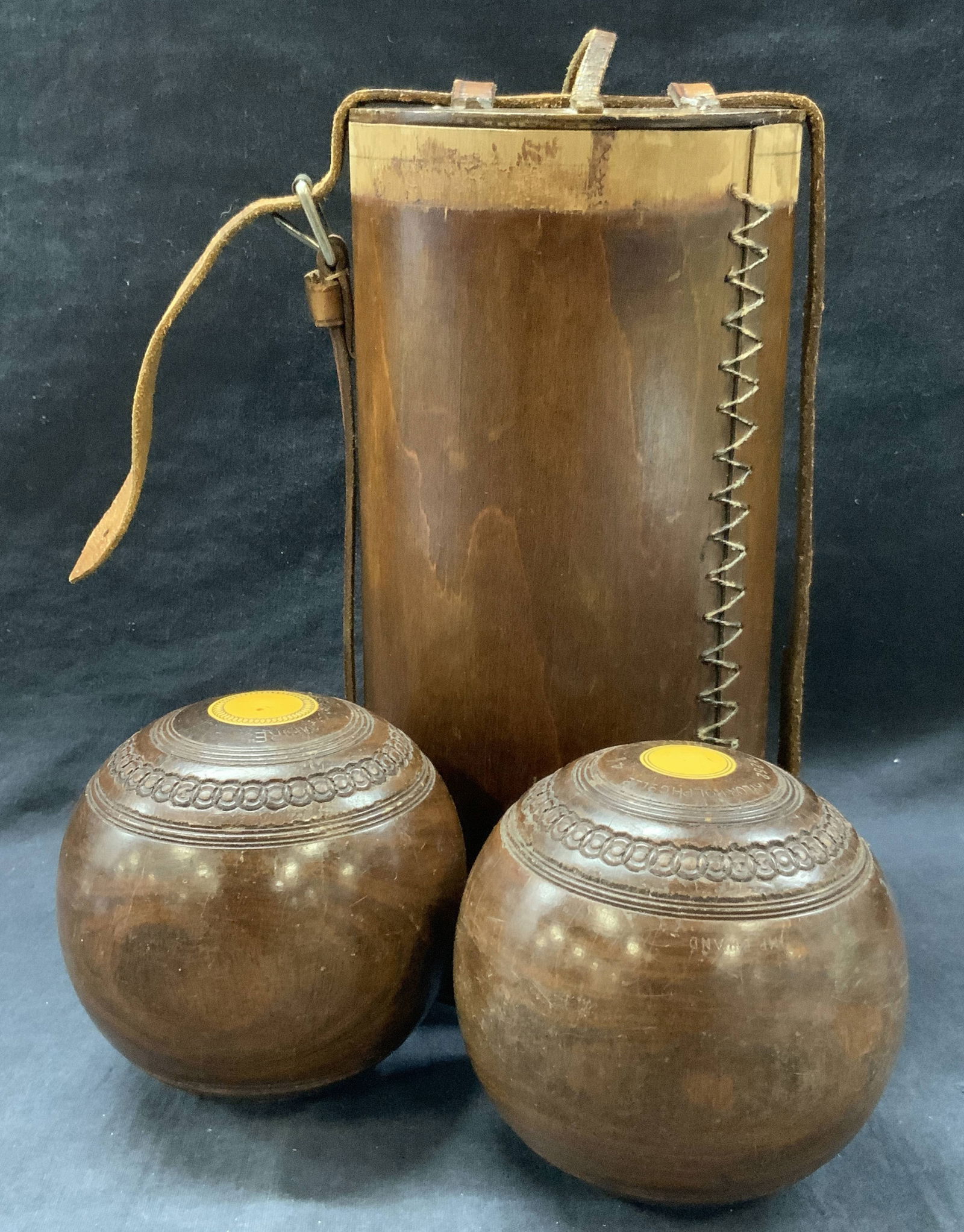 Taylor Rolph Co Vntg 1964 Wood Bocce Balls Wood Case (1 of 15)