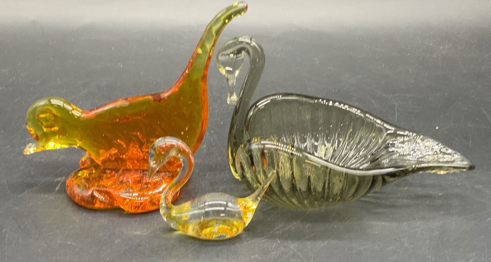 Lot 3 Art Glass Bird Figurals, Swans & More (1 of 8)