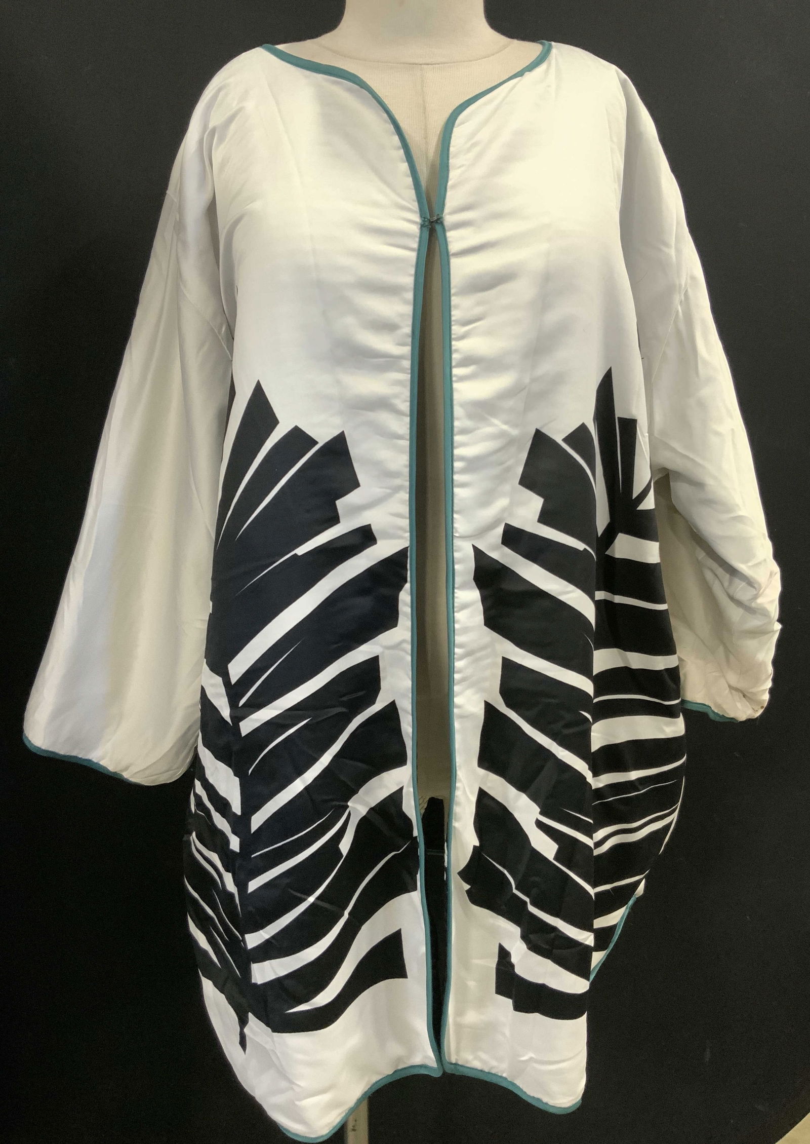 Very Vollbracht Reversible Kimono Jacket (1 of 9)