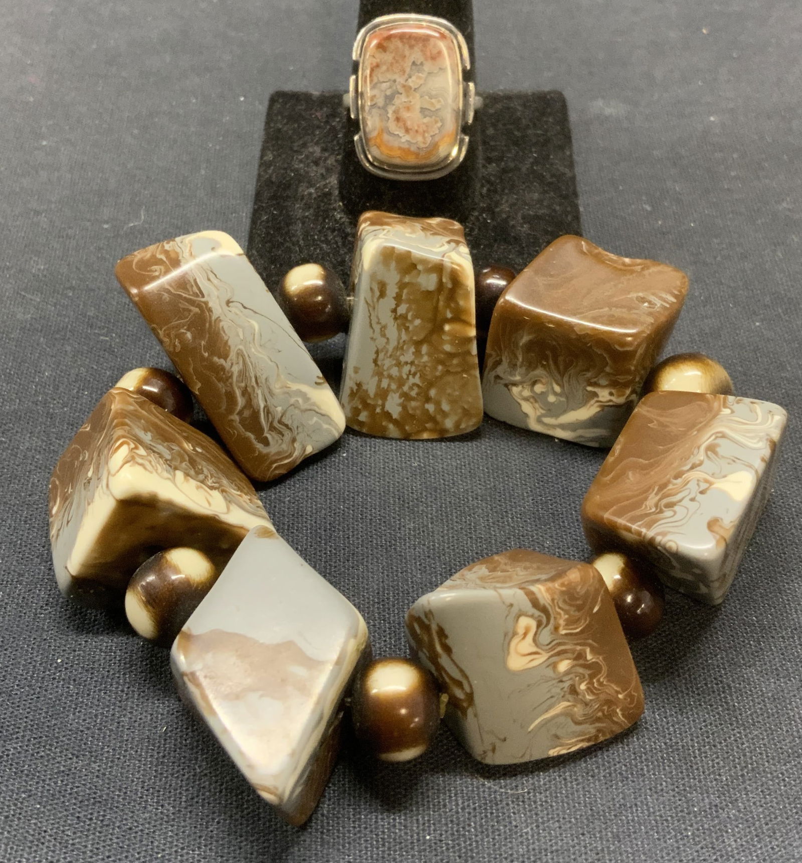 Lot 2 Sterling Silver Agate Ring, Bracelet (1 of 8)