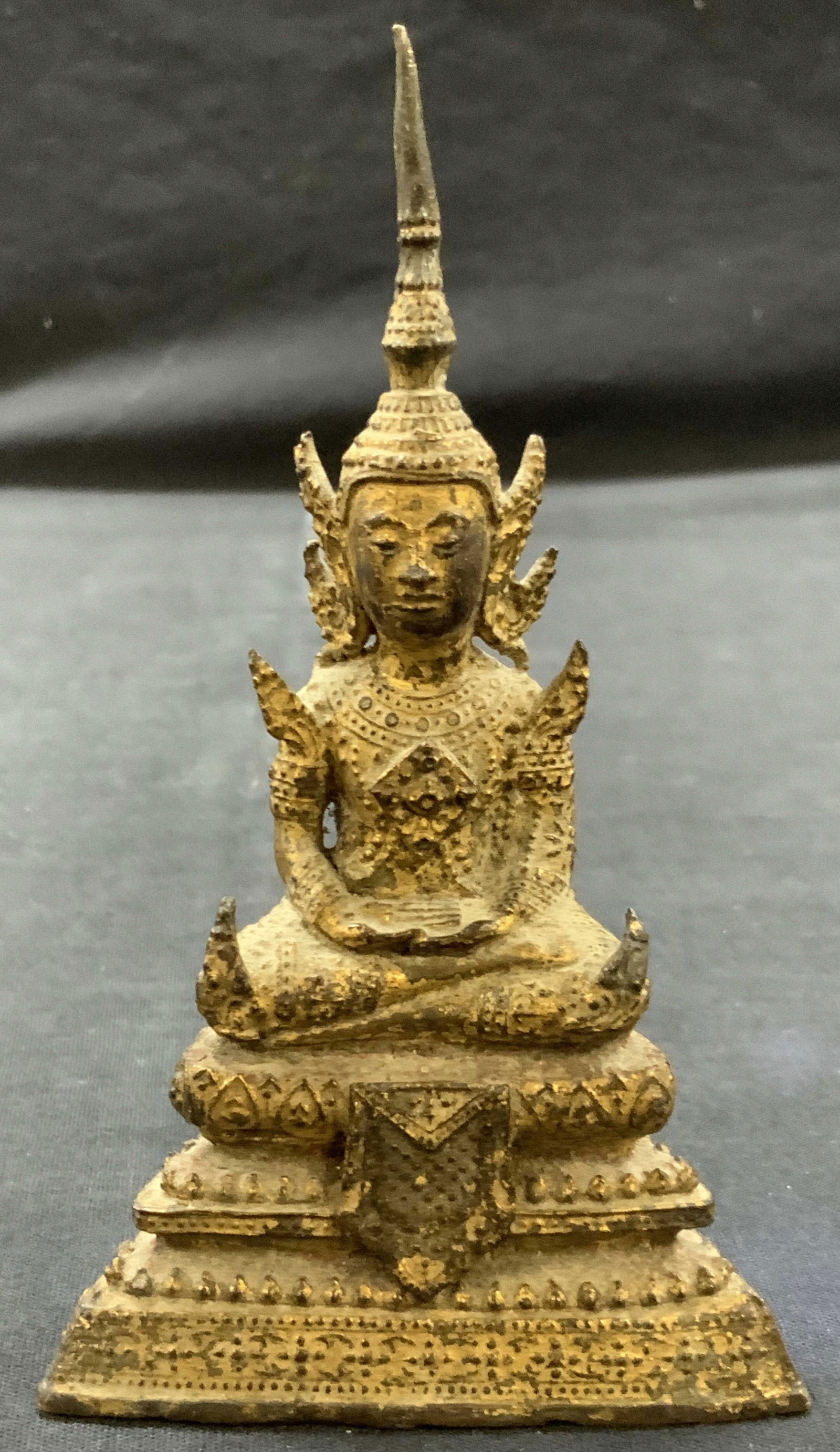 Vtg Cast Brass Thai Buddha Figure (1 of 6)