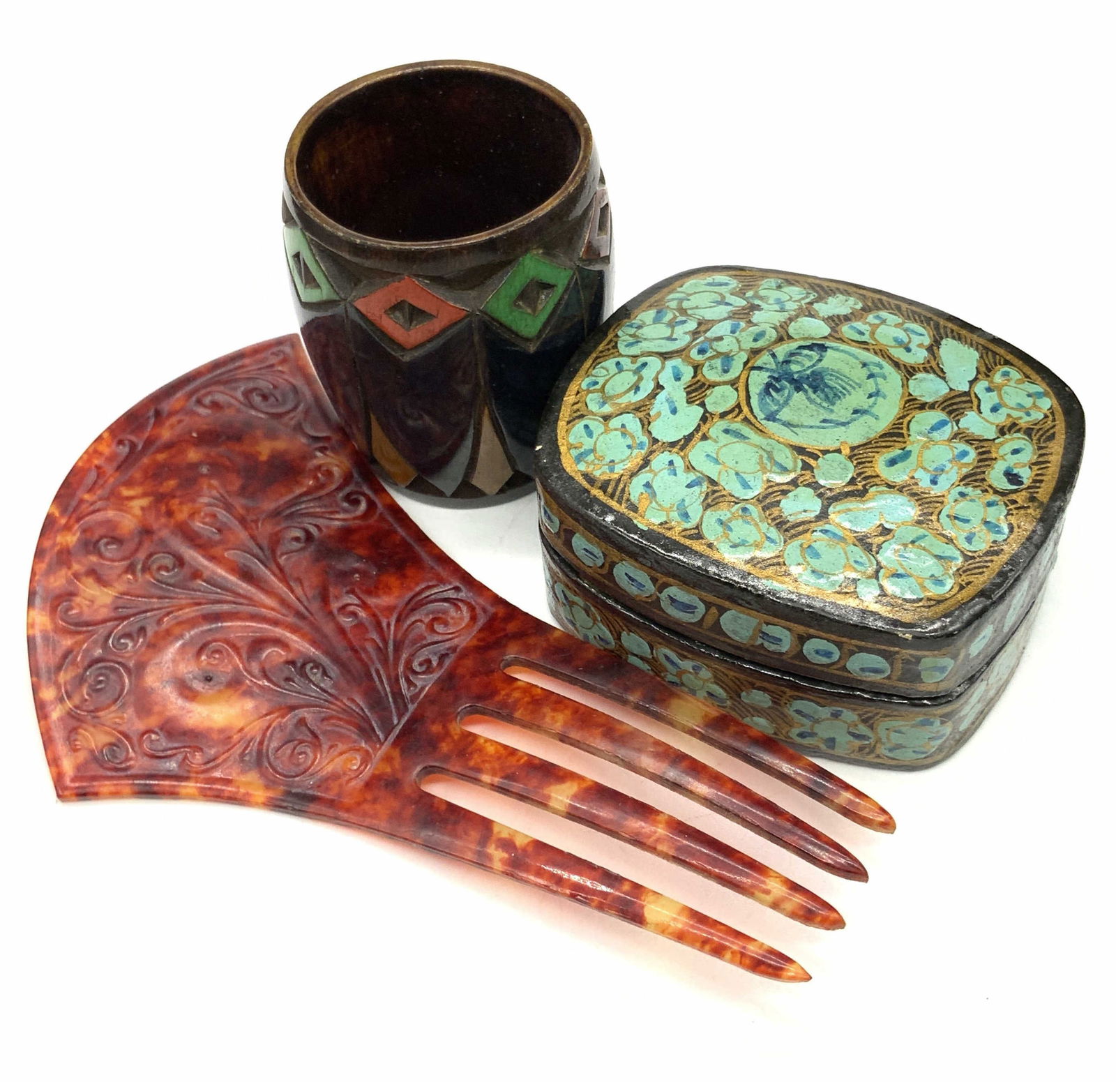 Lot 3 Trinket Box, Wooden Vessel, & Hair Comb (1 of 13)