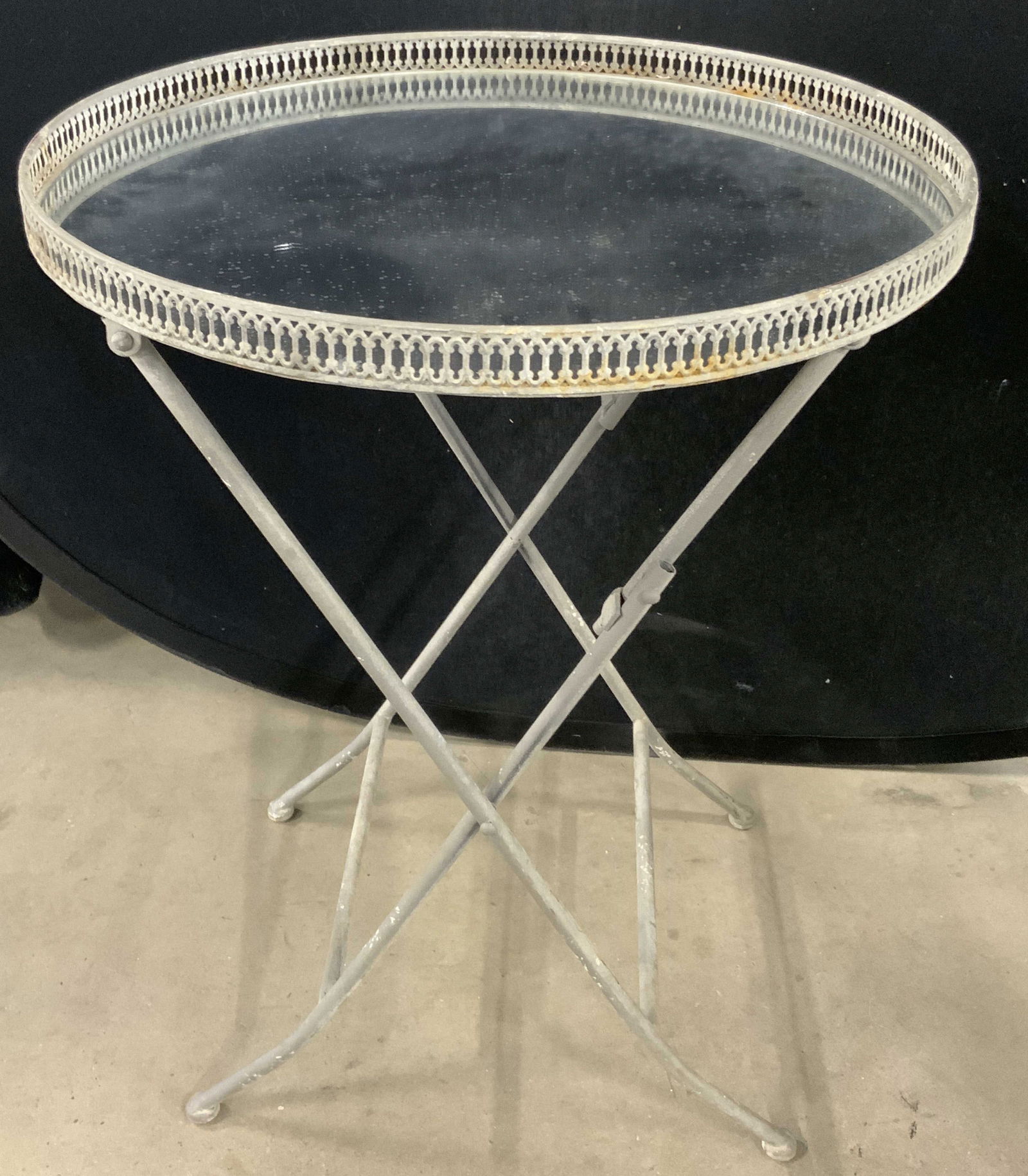 Collapsible Mirror Top Round Side Table (1 of 12)
