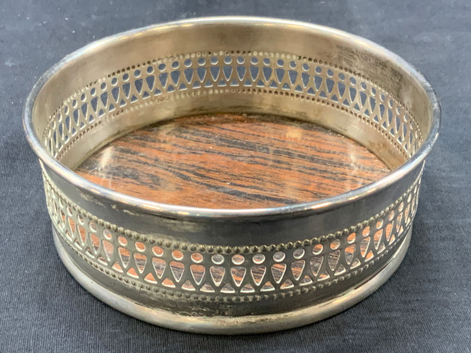 Vtg Silver Plated W Wood Bottle Coaster (1 of 6)