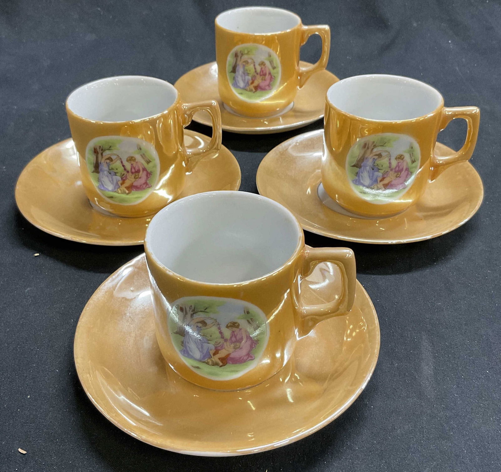Set4 Hand Painted Demitasse Teacups & Saucers Japan (1 of 14)