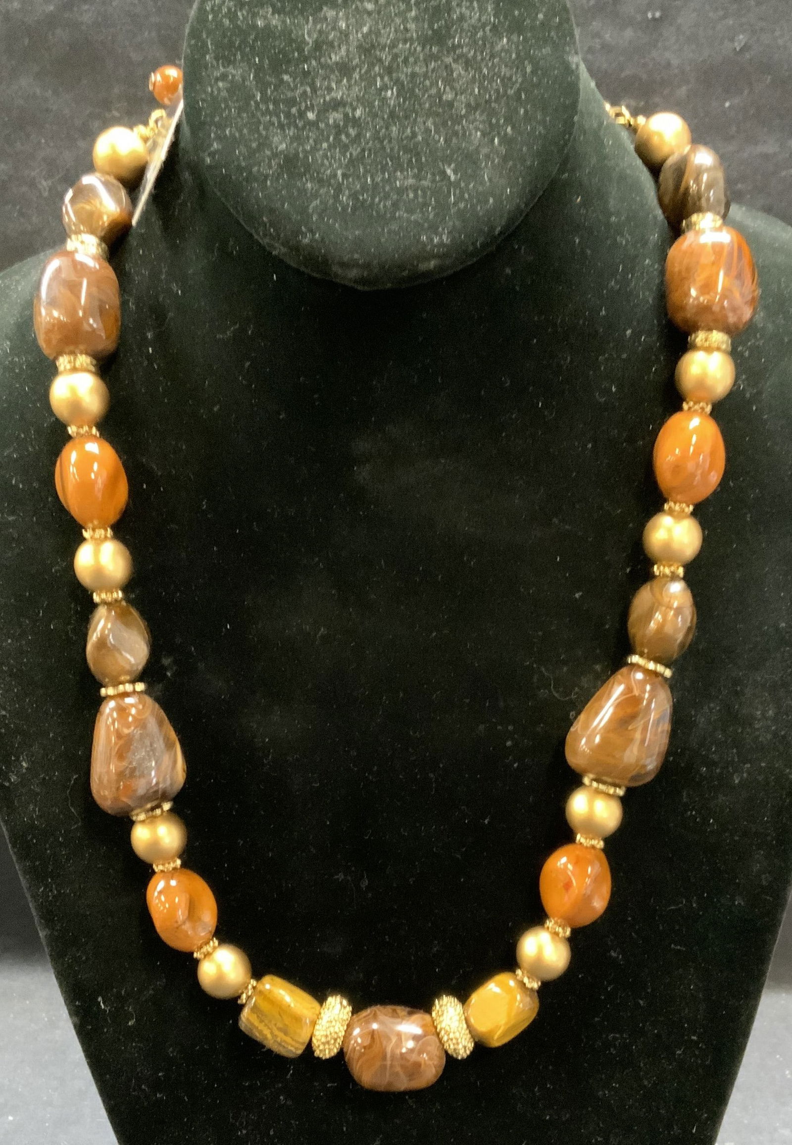 East 5th Brown Lucite Beaded Necklace NWT: East 5th marbled brown tone lucite beaded necklace. New with tag. Drop length approx. 10 inches. Some surface wear including scratching observed. Estate jewelry, costume jewelry, cocktail jewelry, fas