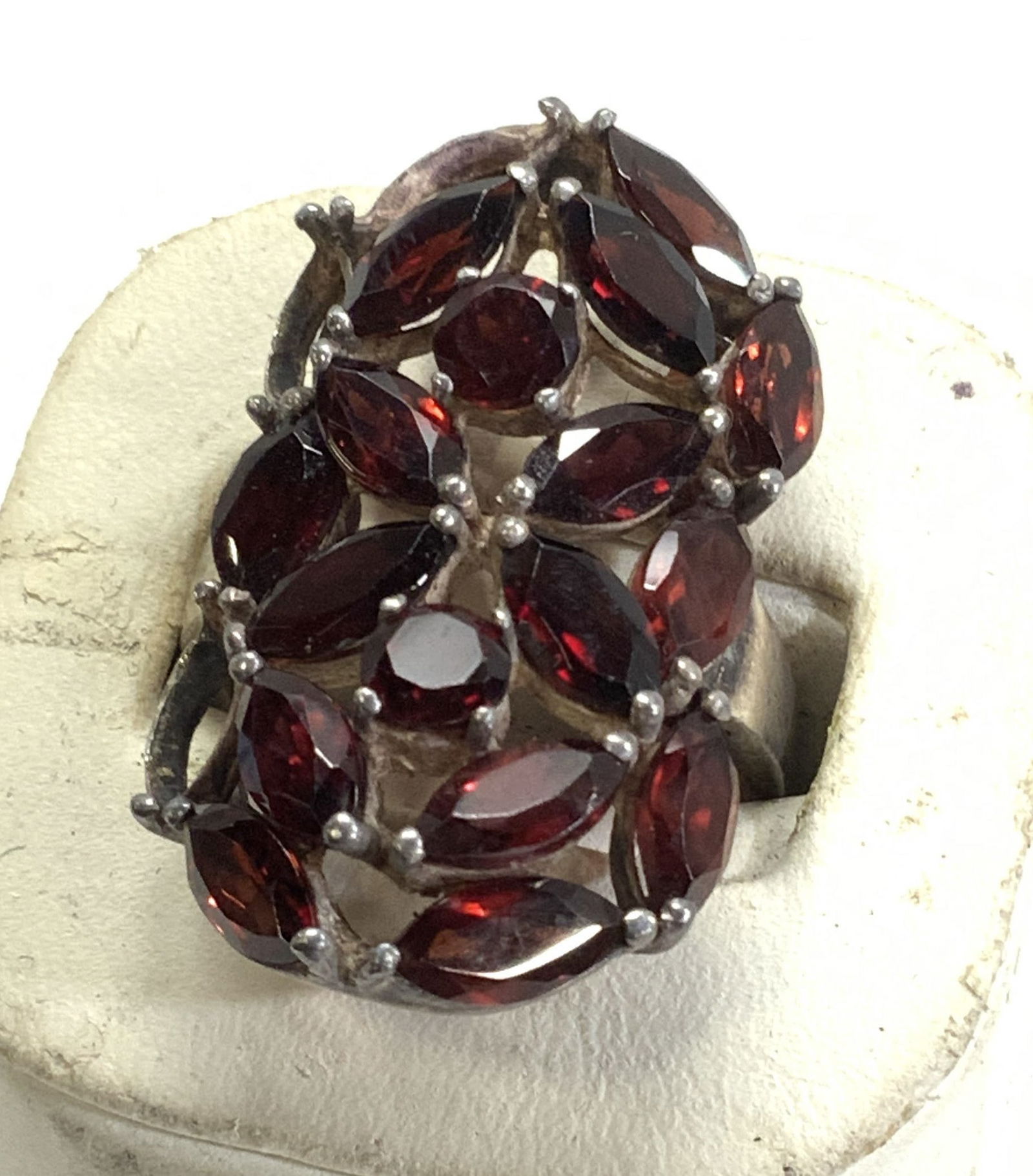 Sterling Silver Rhodolite Garnet Ring (1 of 6)