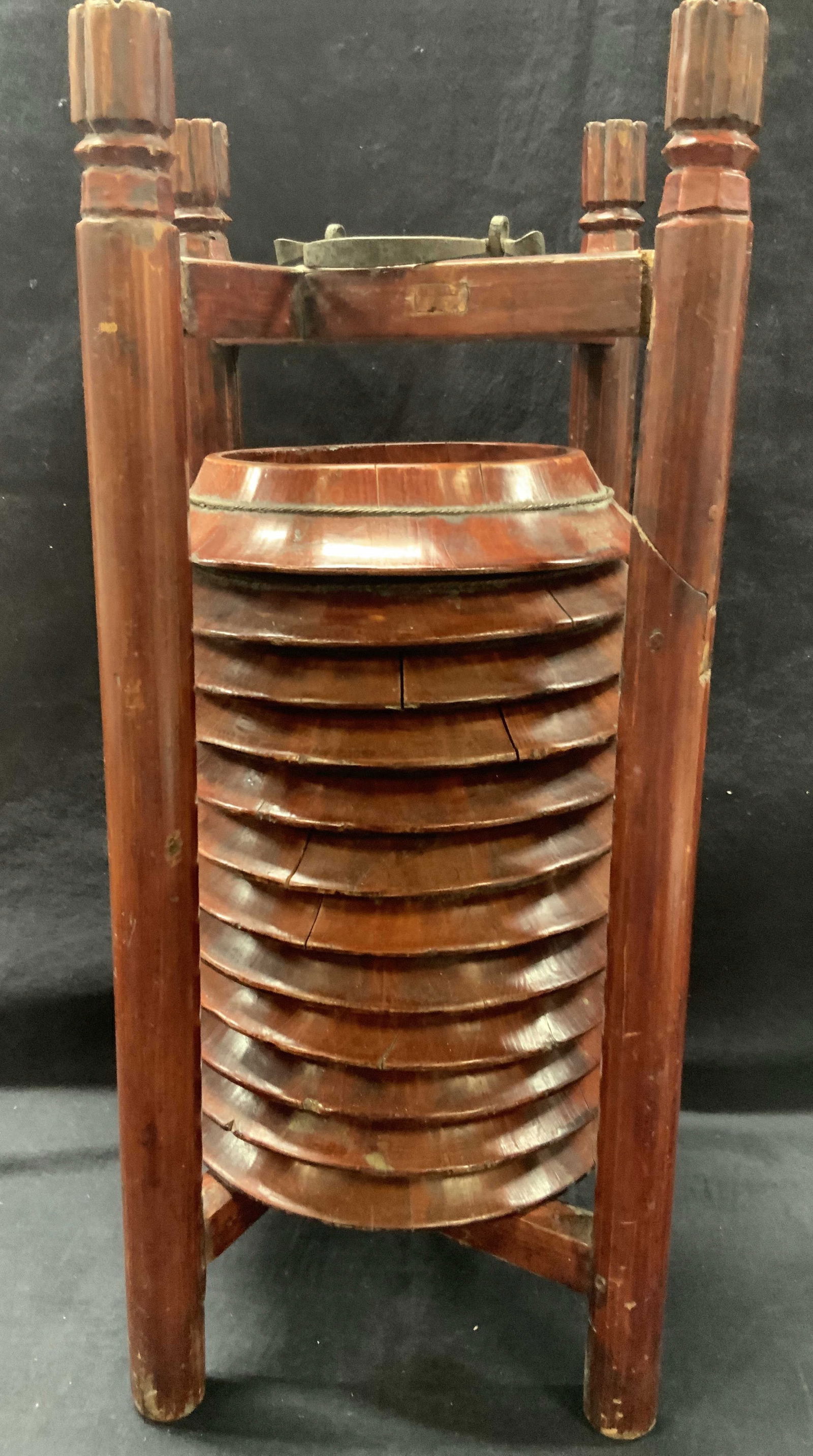 Vintage Chinese 12 Pine Plates  & Carrier (1 of 10)